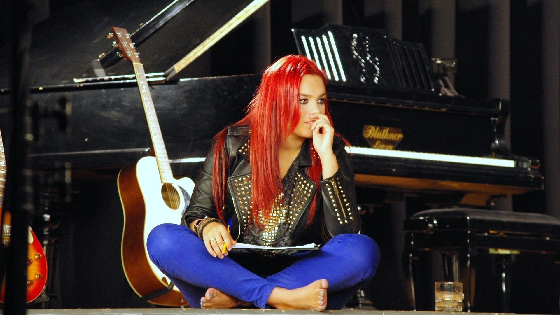 Ewa Farna Redhead Women Barefoot Piano Guitar Sitting Leather Jackets 1920x1080