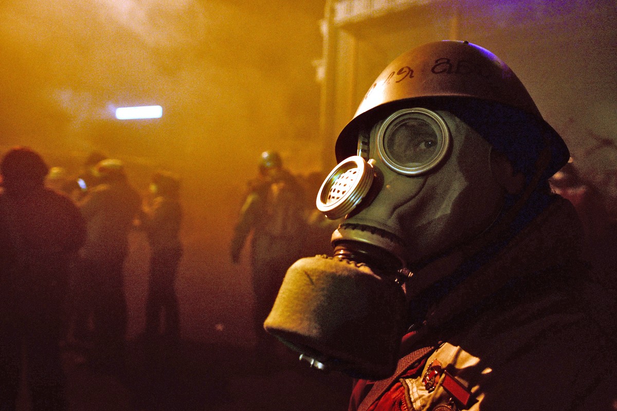 Ukraine Ukrainian Maidan Gas Masks 1200x801