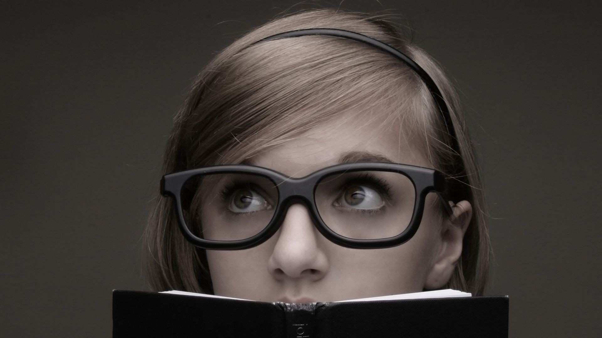 Women Nerds Women With Glasses Model Looking Up Books 1920x1080