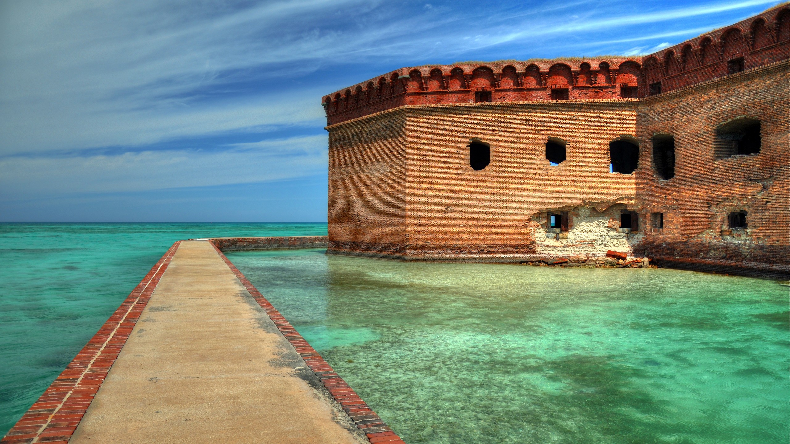 Sea Arch Fort Jefferson 2560x1440