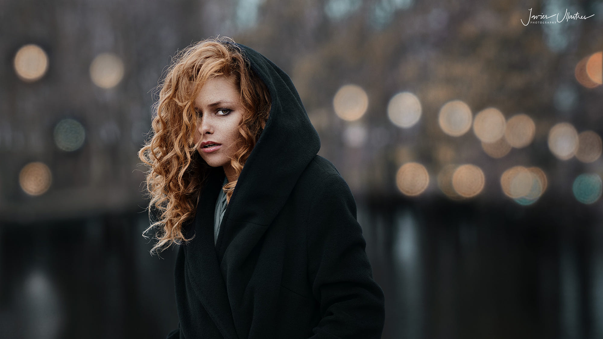 Women Redhead Hood Women Outdoors Curly Hair Freckles Brown Eyes Portrait Bokeh Javier Ullastres Coa 2000x1125