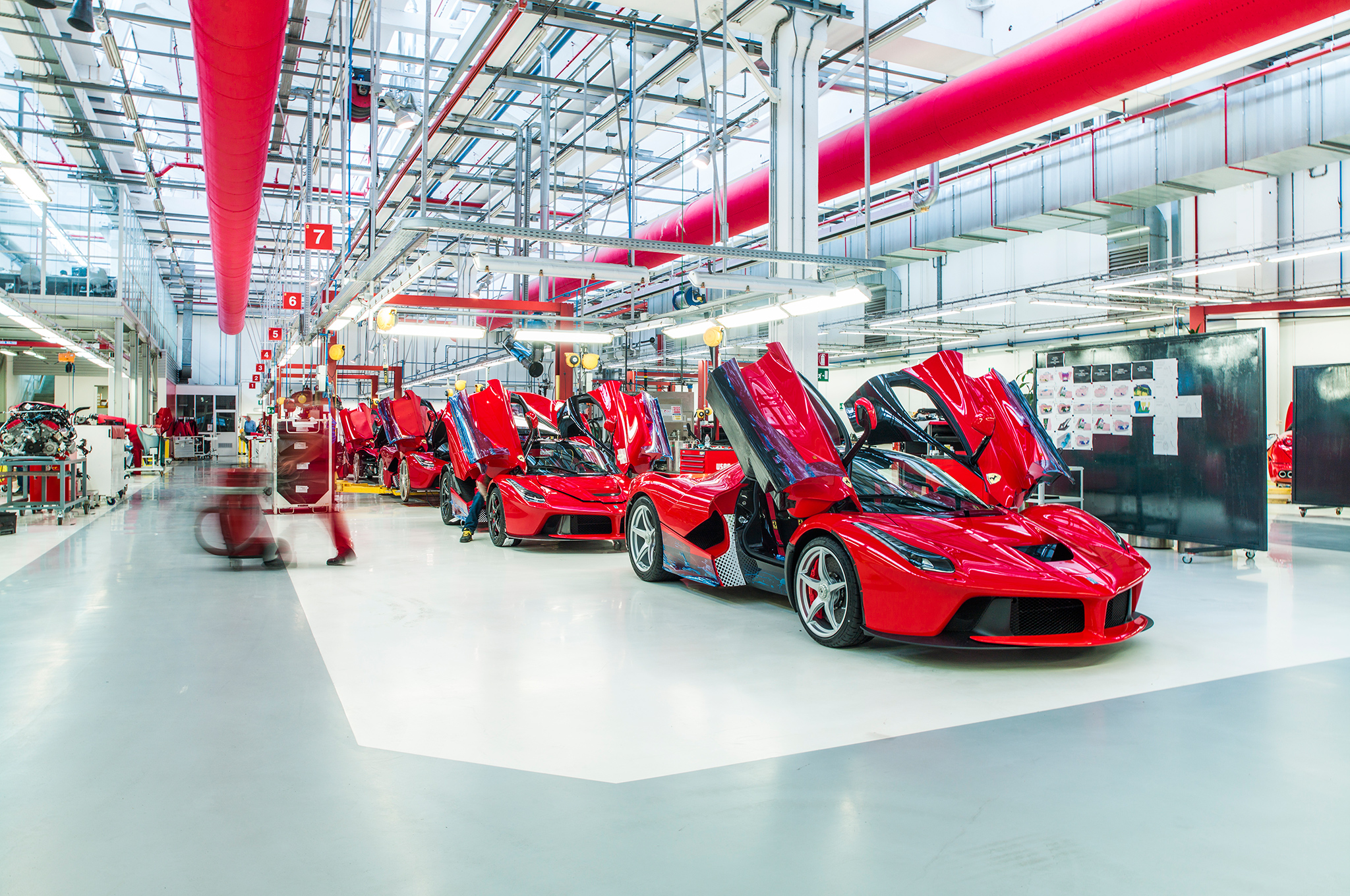 Ferrari Ferrari LaFerrari Factory Car 2048x1360