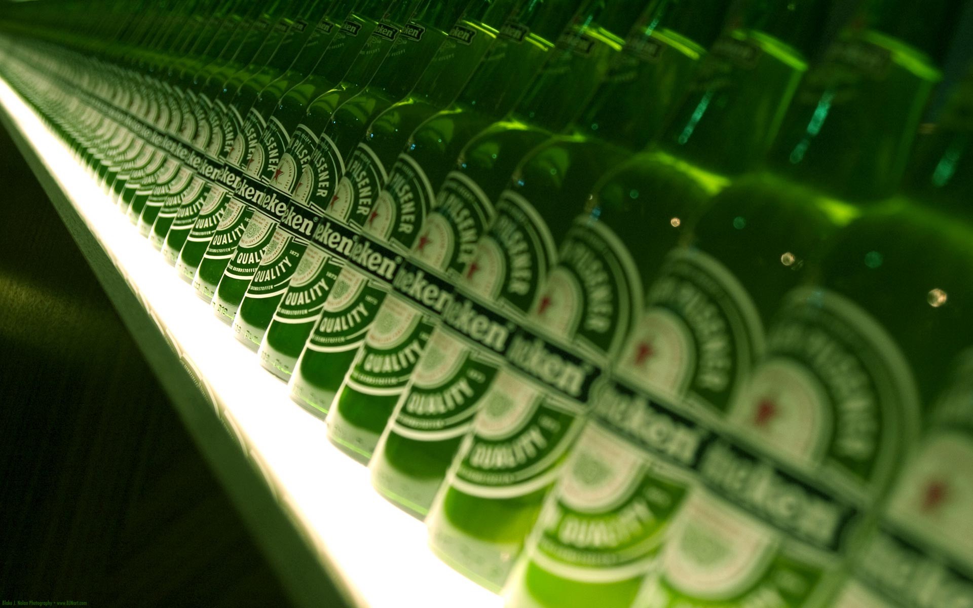 Beer Bottles Green Heineken 1920x1200