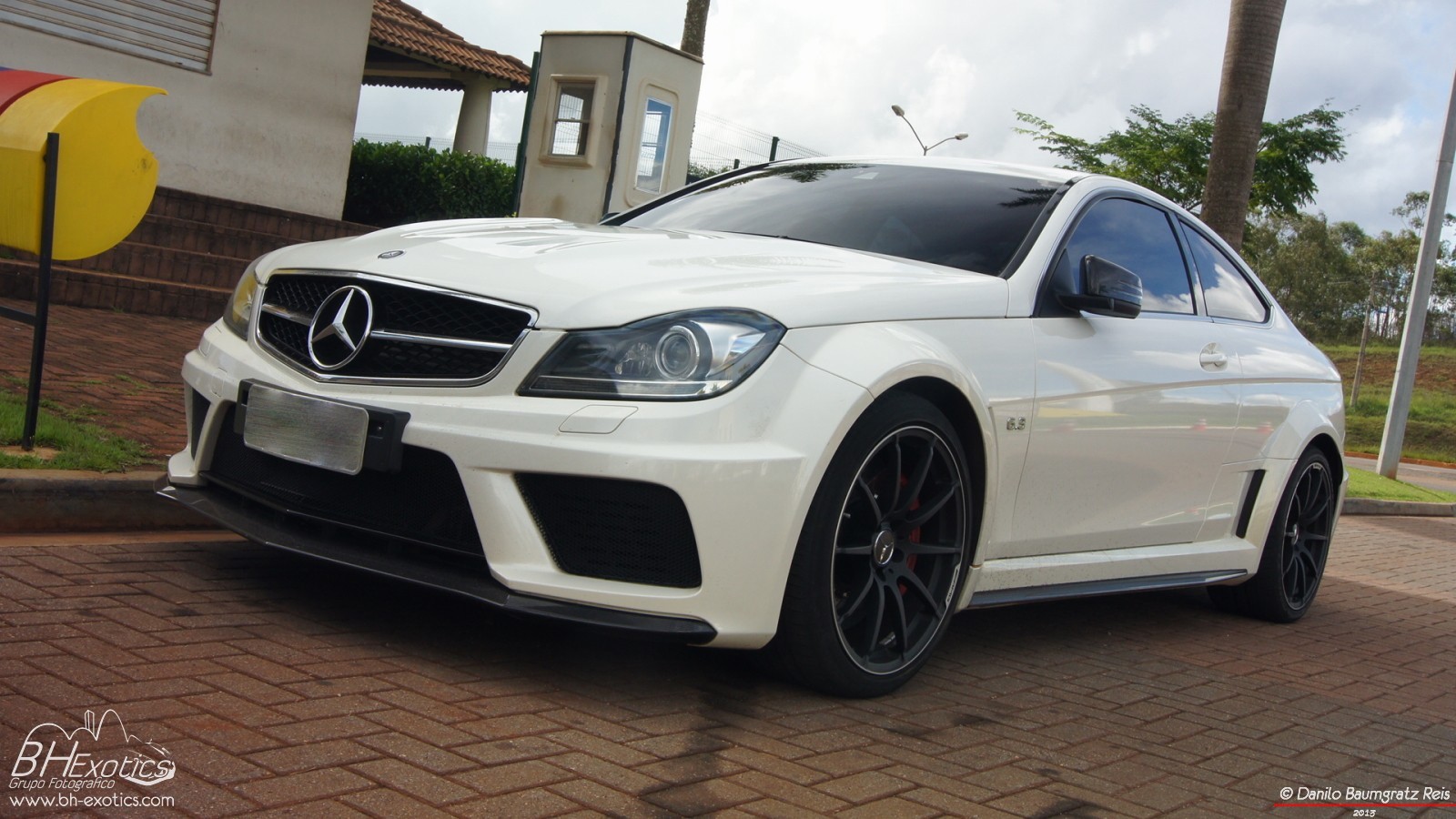 Mercedes Benz C63 AMG Mercedes Benz Car Vehicle 2013 Year 1600x900