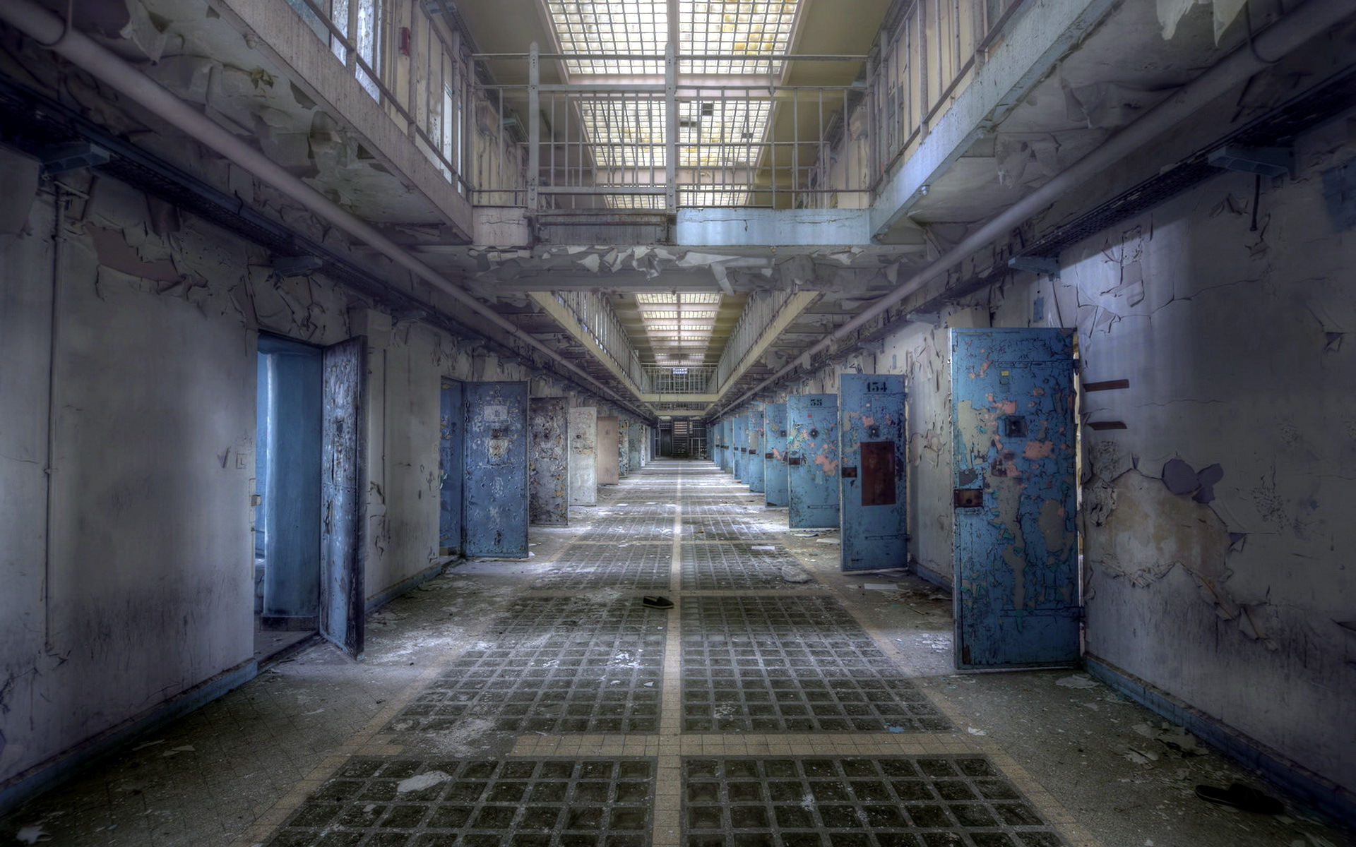 Abandoned Creepy Jail Ruin 1920x1200