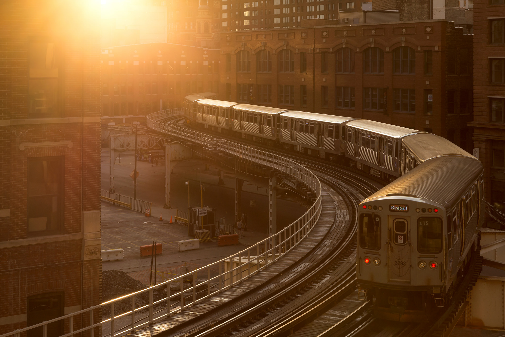 Chicago Evening Metro Sunlight Train 2048x1365