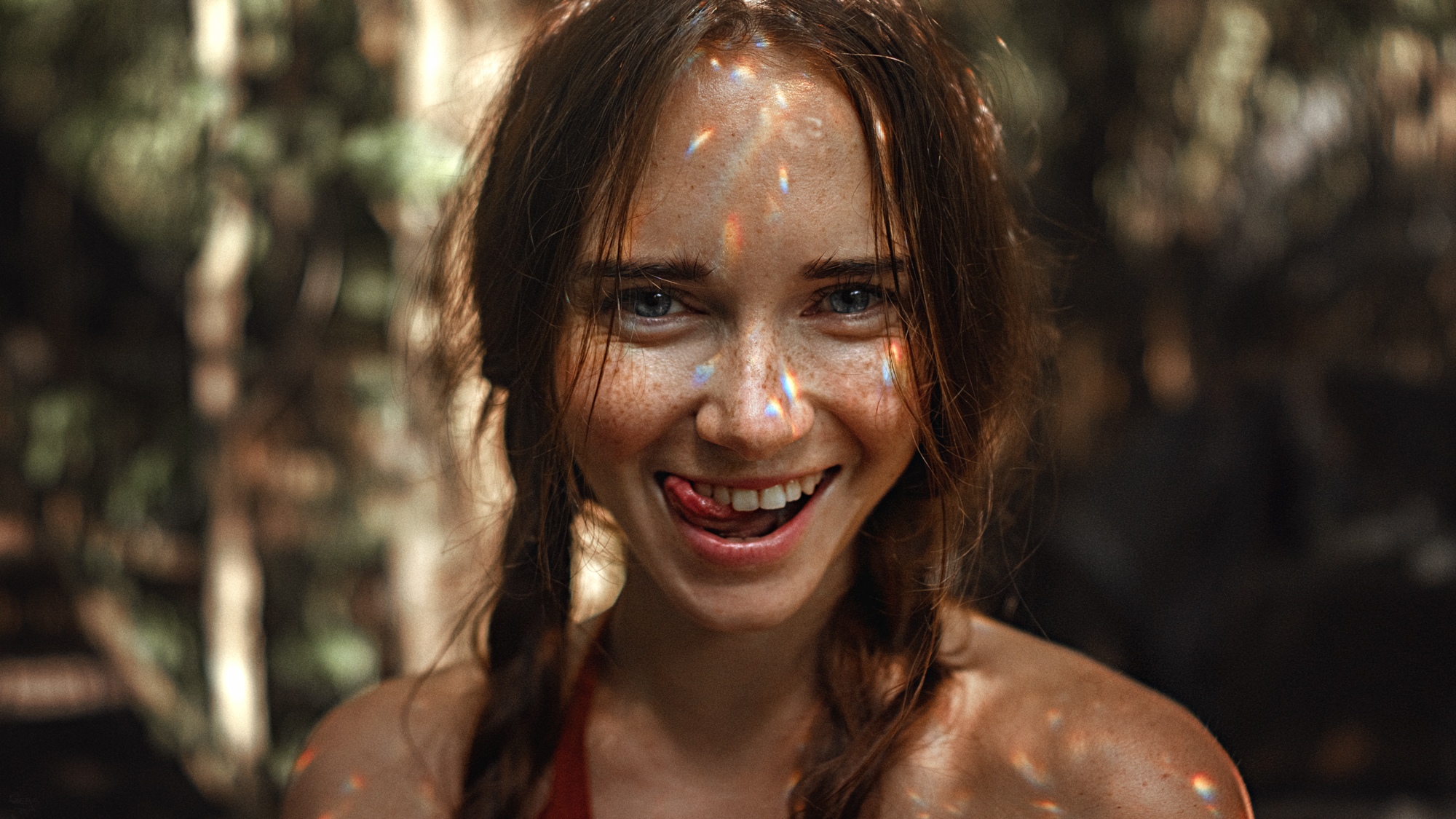 Women Model Face Women Outdoors Tongue Out Smiling Freckles Looking At Viewer Wallpaper 