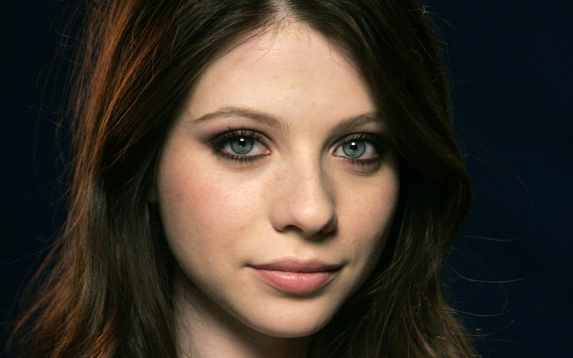 Michelle Trachtenberg 1920x1200