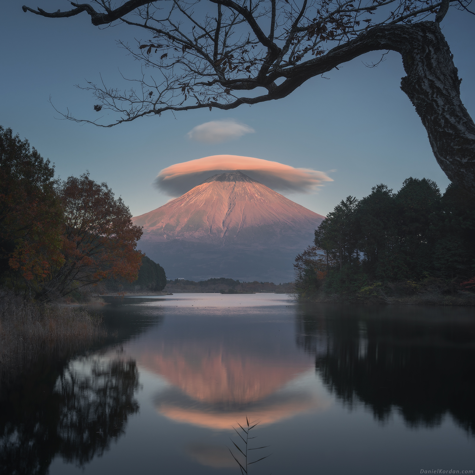 Daniel Kordan Landscape Sky Clouds Mountains Reflection Water Nature Trees Japan Mount Fuji 1600x1600