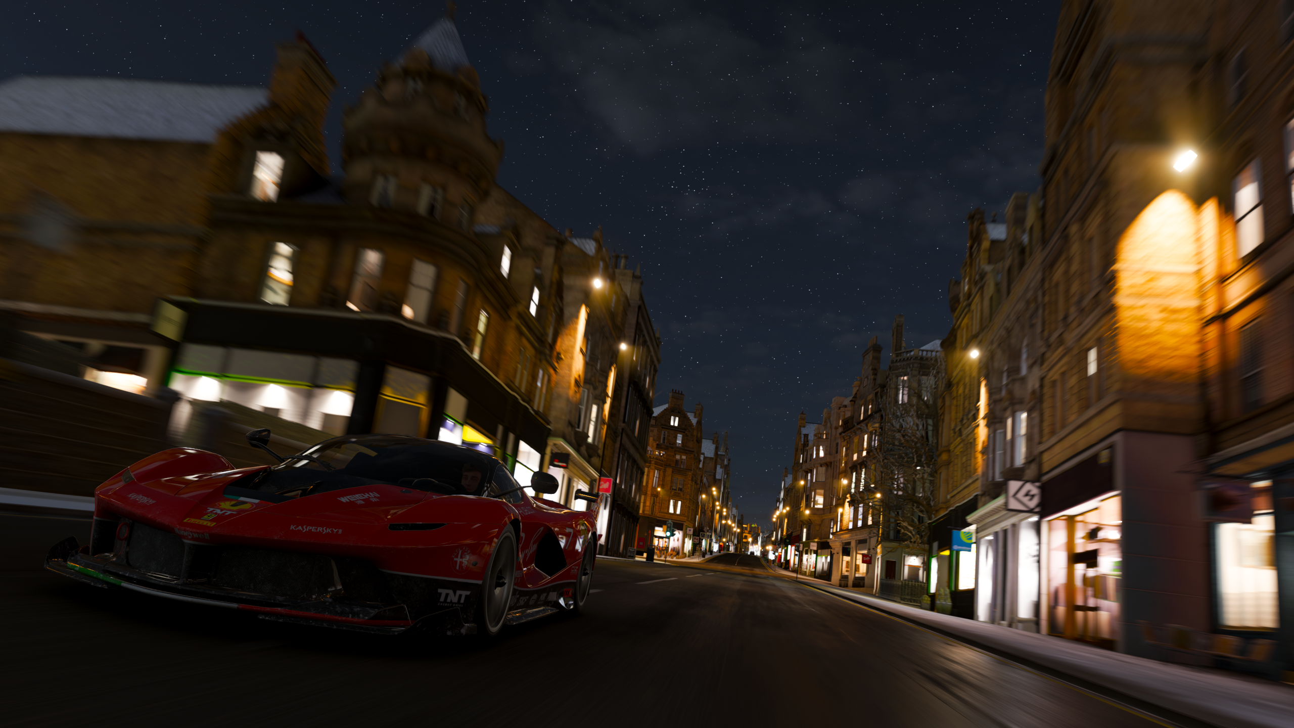 Forza Horizon 4 Winter Ferrari City Edinburgh 2560x1440