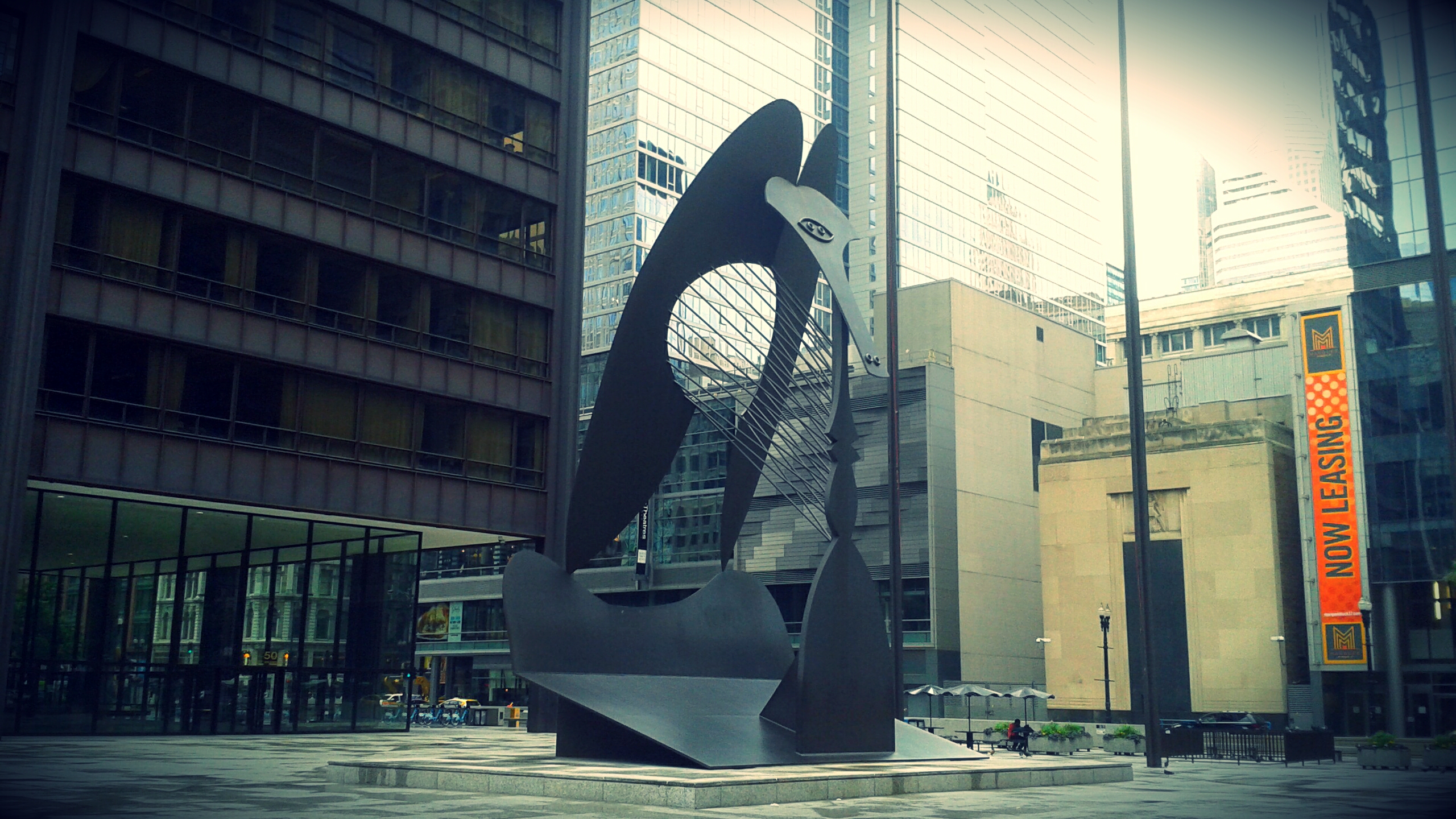 Baboon Chicago Picasso Sculpture 2560x1440