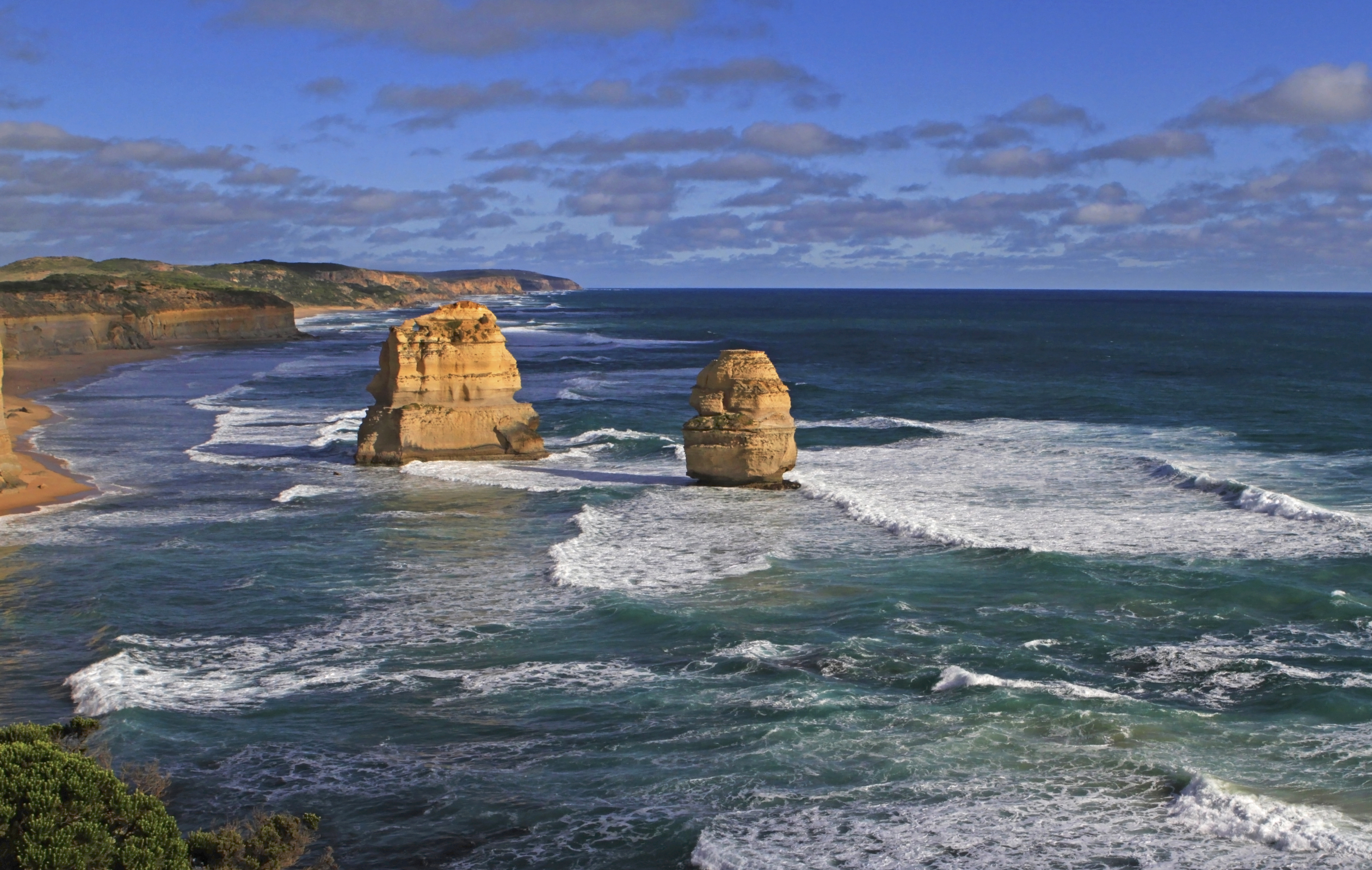 Australia Coastline Limestone Stacks Ocean Sea The Twelve Apostles Victoria Australia 4596x2914
