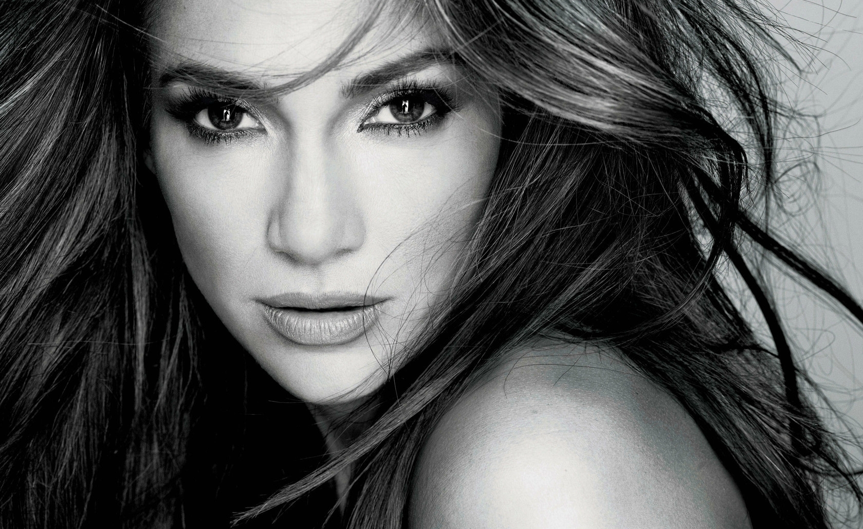 Jennifer Lopez 1679x1029