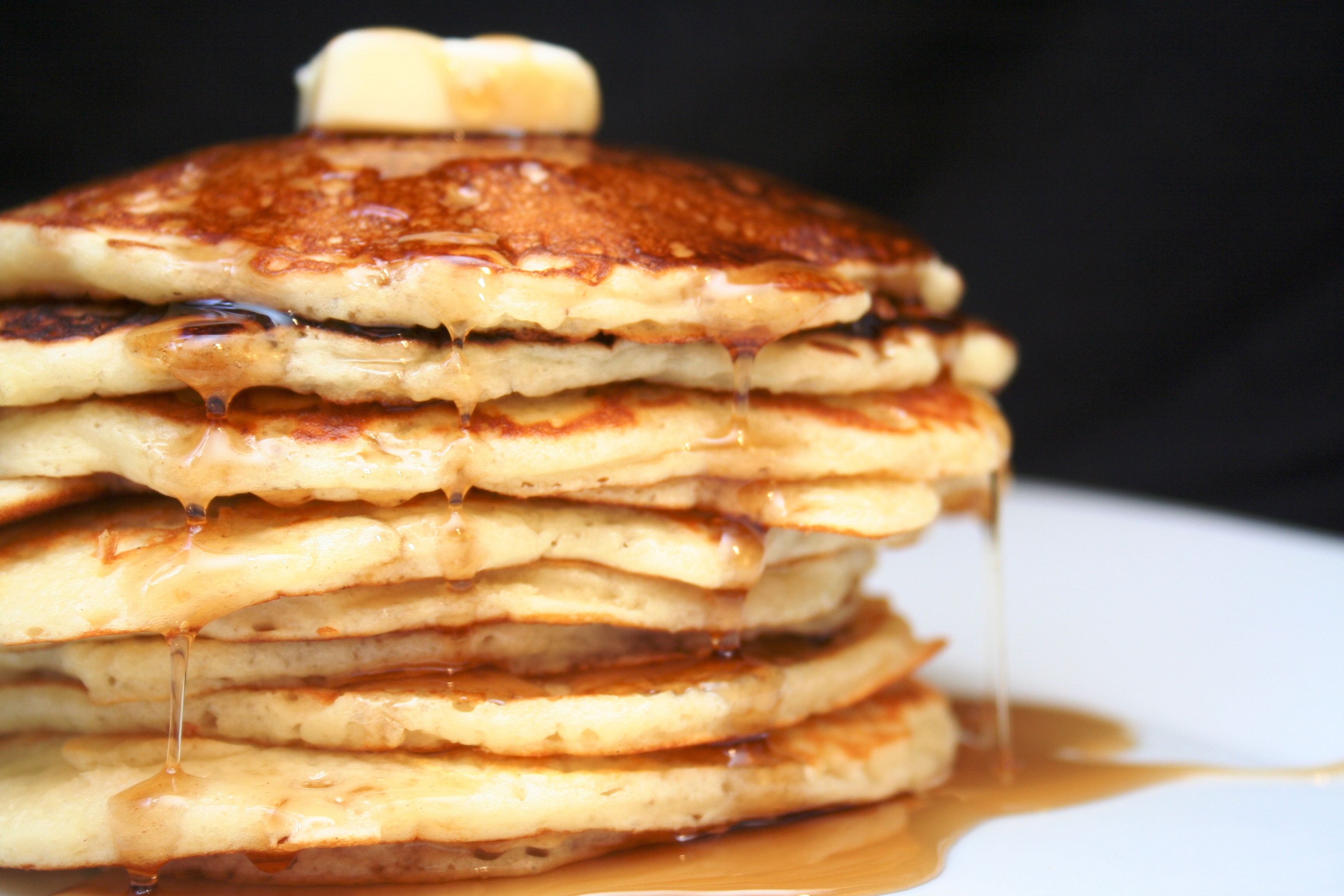 Pancake Syrup 3456x2304