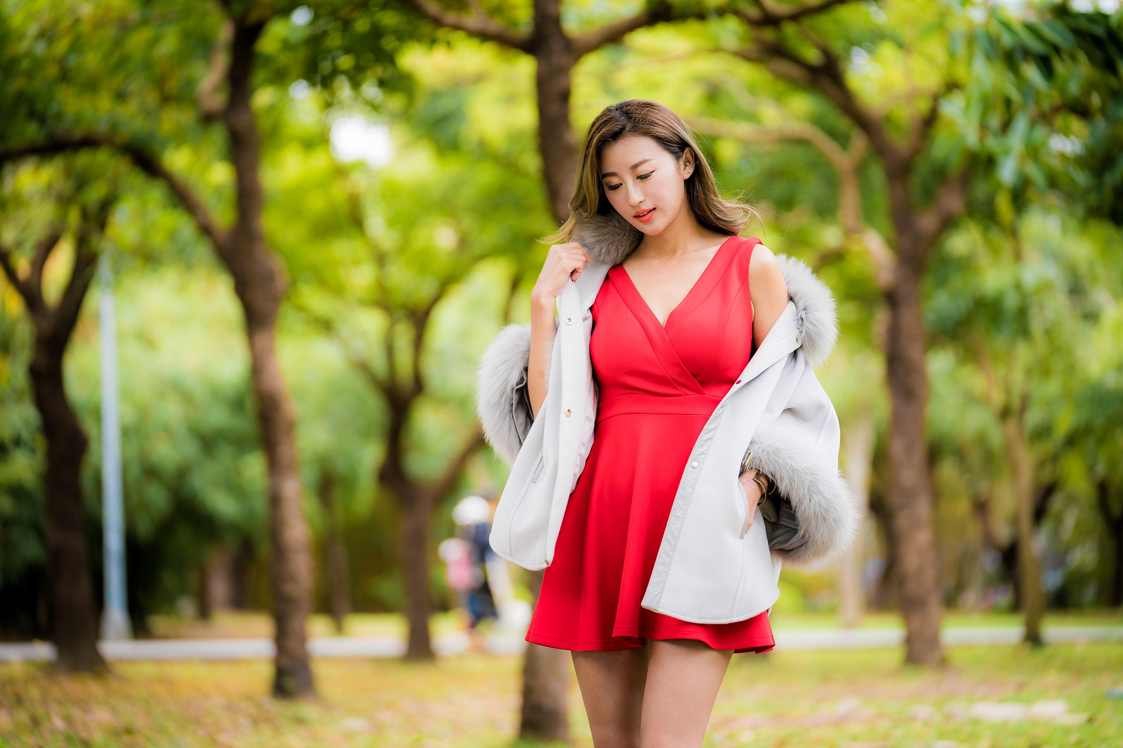 Asian Women Model Long Hair Brunette Depth Of Field Red Dress Fur Jacket Trees People Grass Women Ou 3840x2561