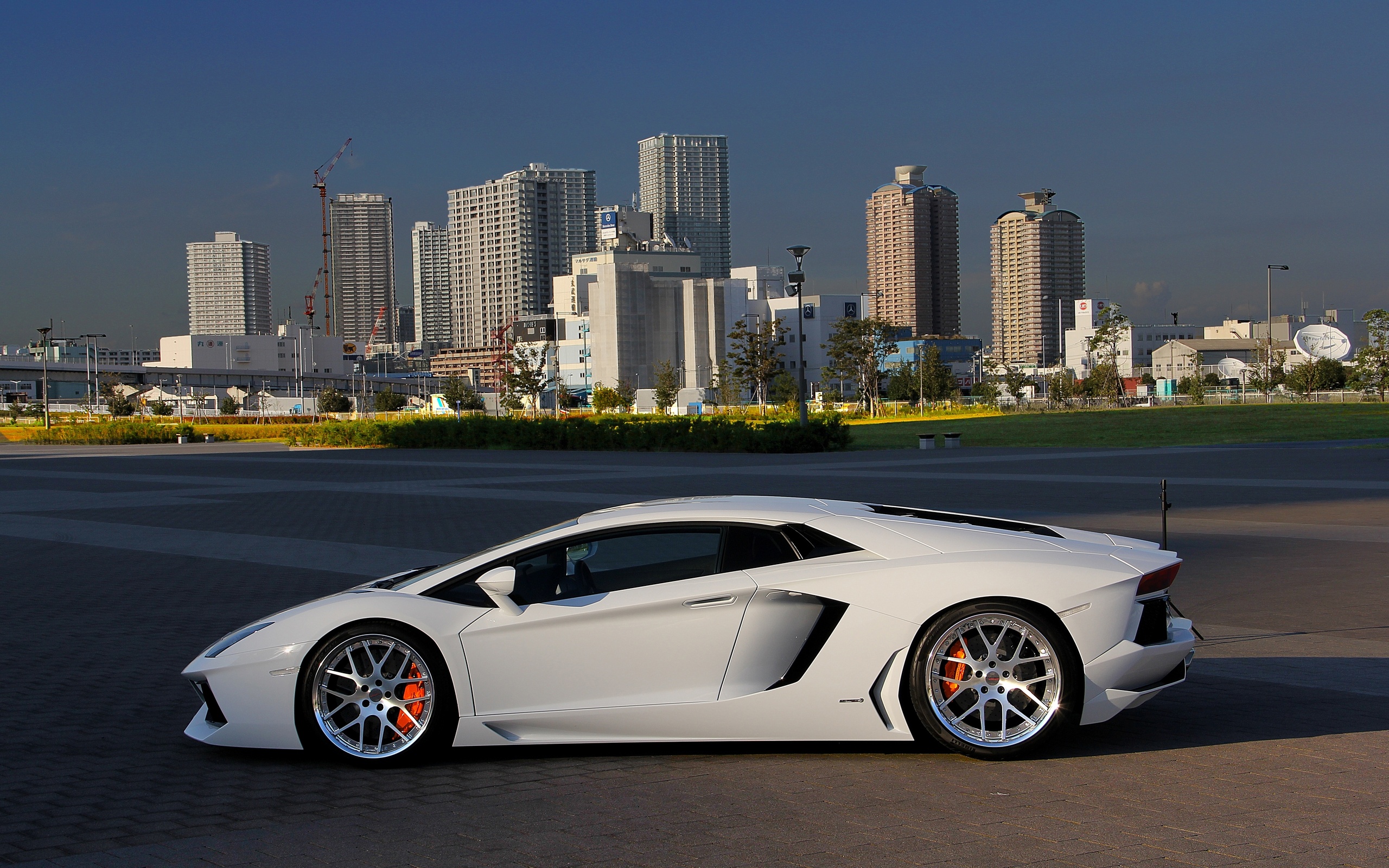 City Lamborghini Lamborghini Aventador Lamborghini Aventador Lp700 4 Wheel White 2560x1600