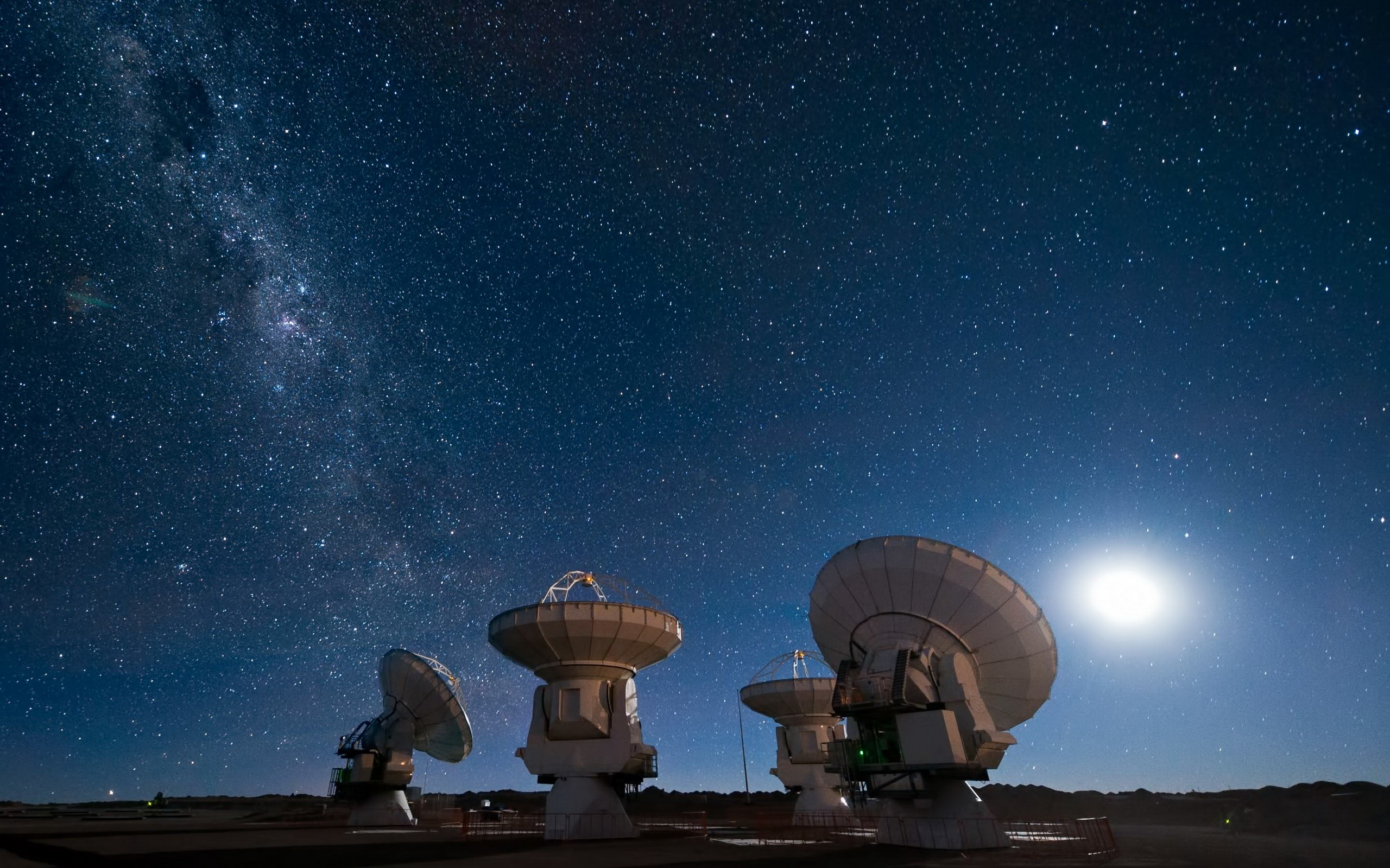 Galaxy Milky Way Moon Radar Sky Stars Telescope 2560x1600