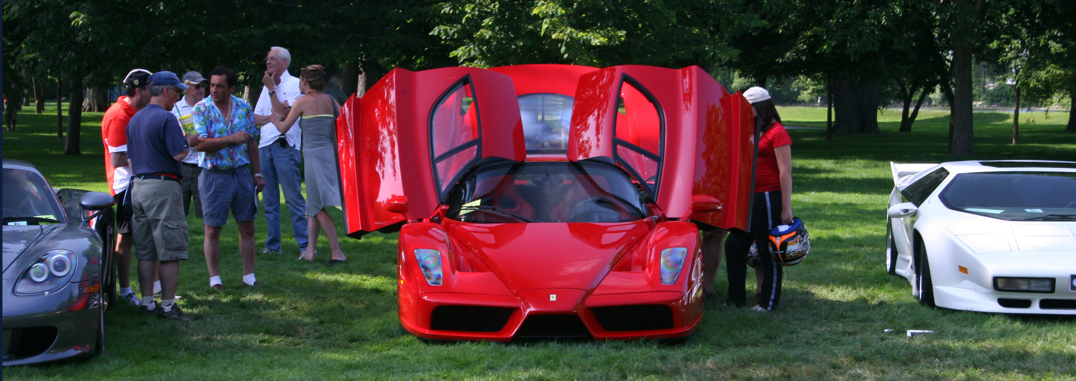 Ferrari 3488x1236