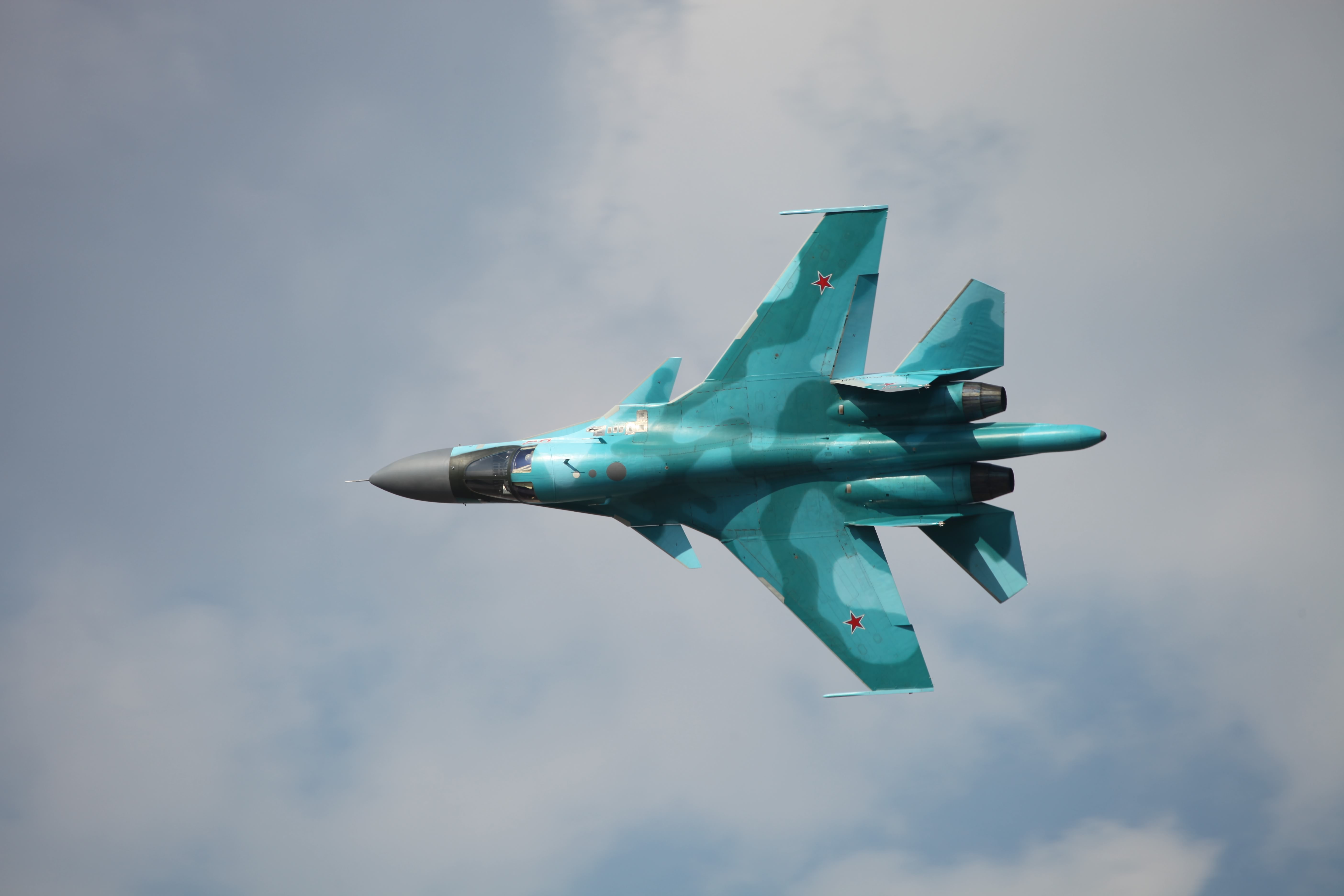 Military Sukhoi Su 34 5616x3744