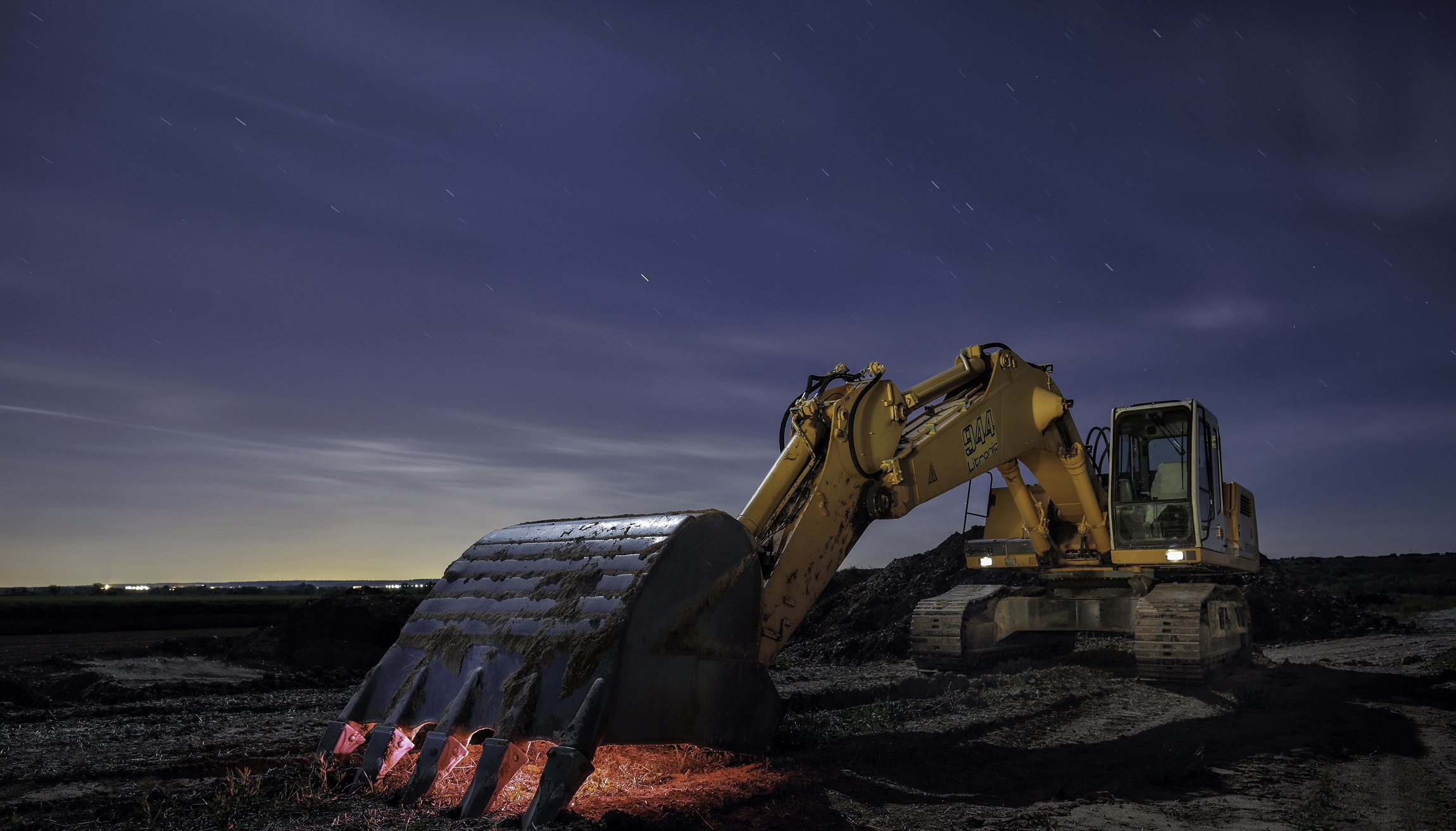 Excavator Night Vehicle 2300x1313