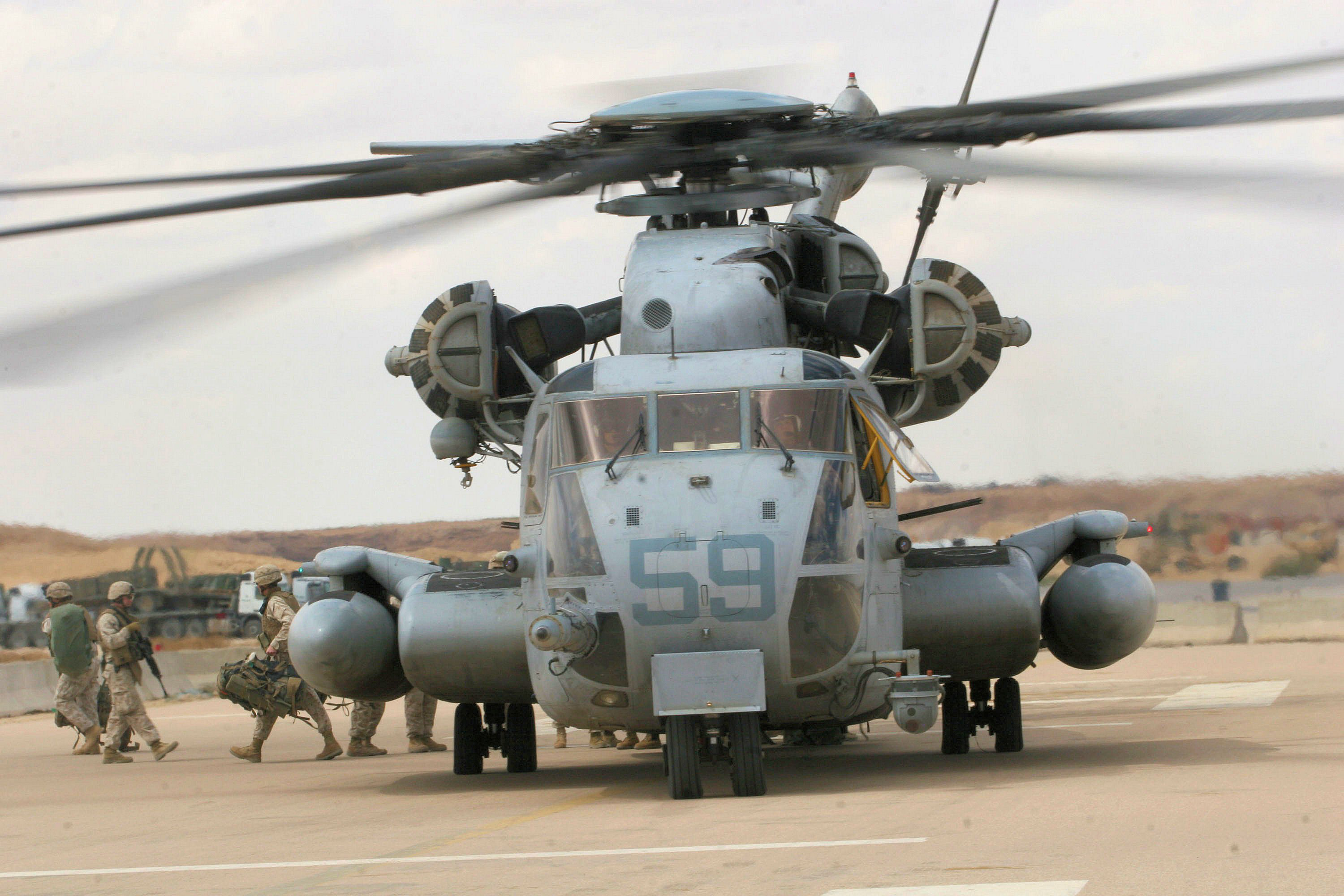 Military Sikorsky CH 53E Super Stallion 3000x2000