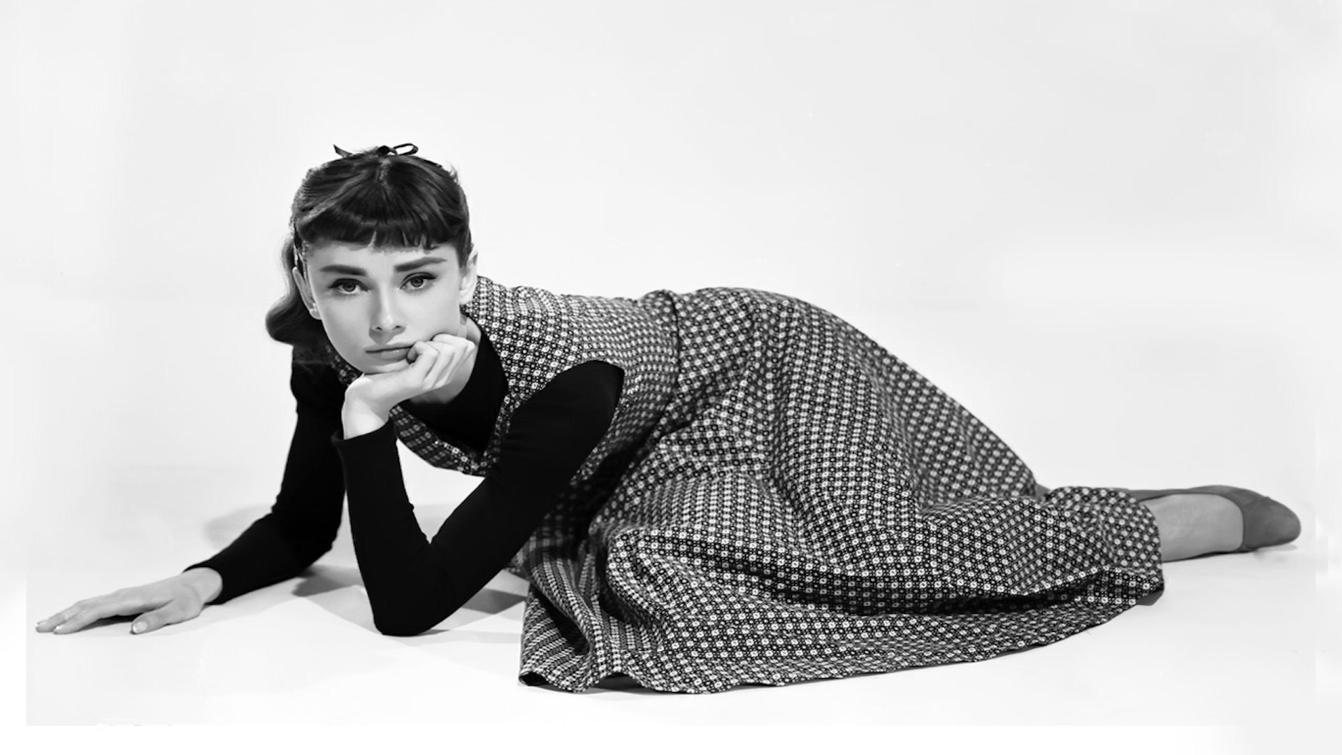 Audrey Hepburn 1920x1080