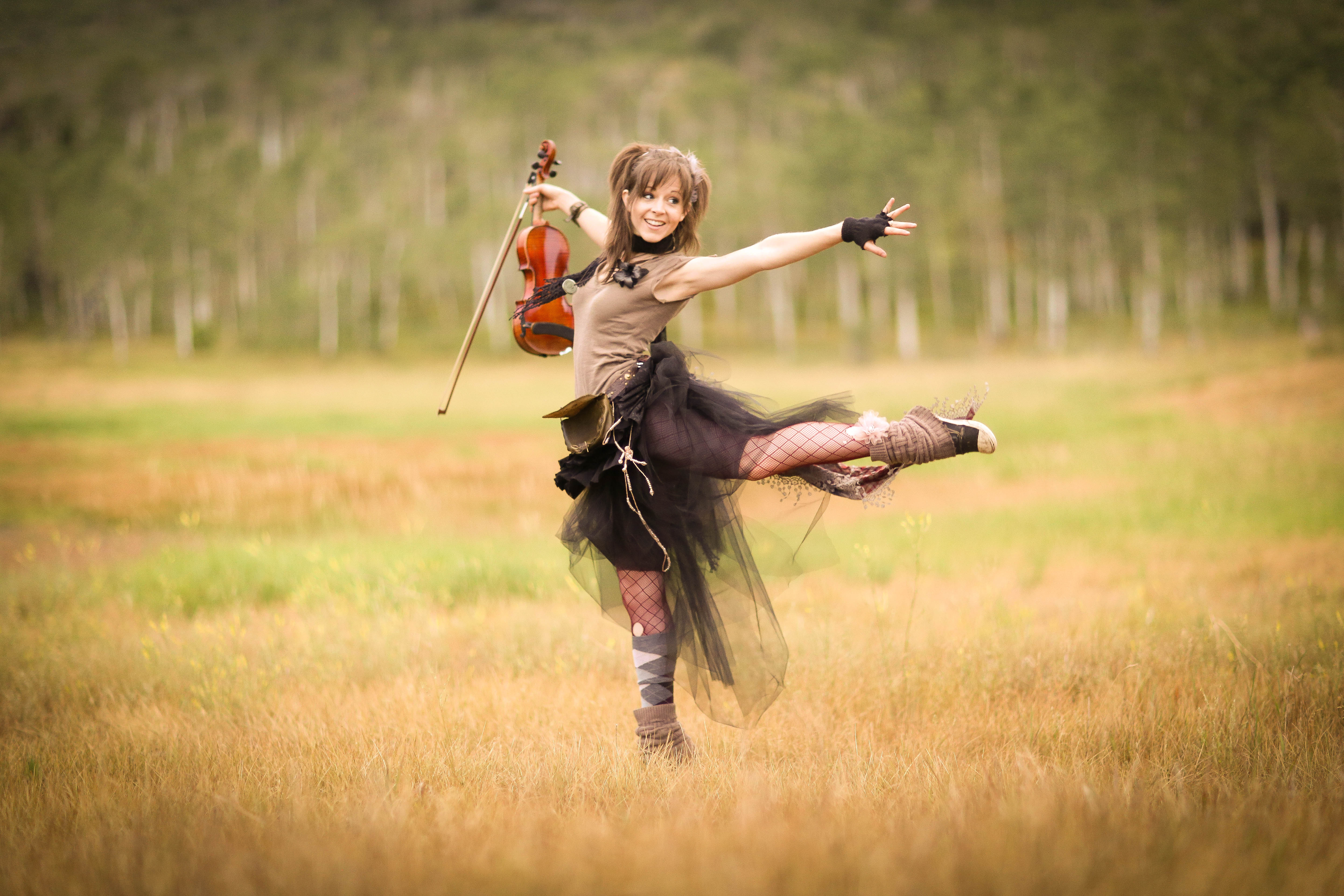 Music Lindsey Stirling 5760x3840