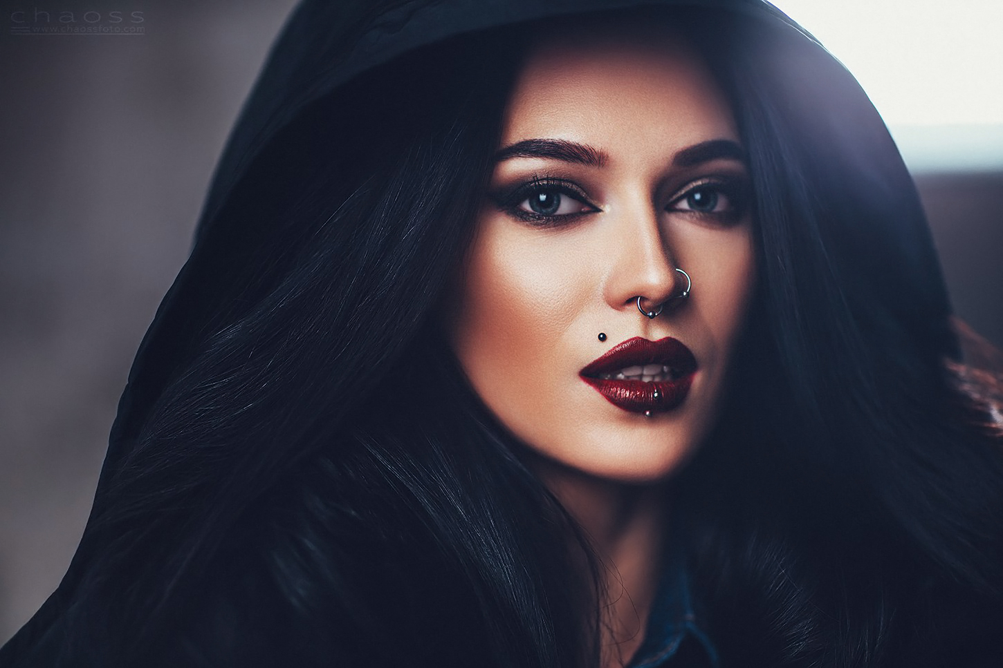 Stanislav Perov Women Hoods Dark Hair Makeup Lipstick Piercing Pierced Nose Eyeliner Blue Eyes 1450x967