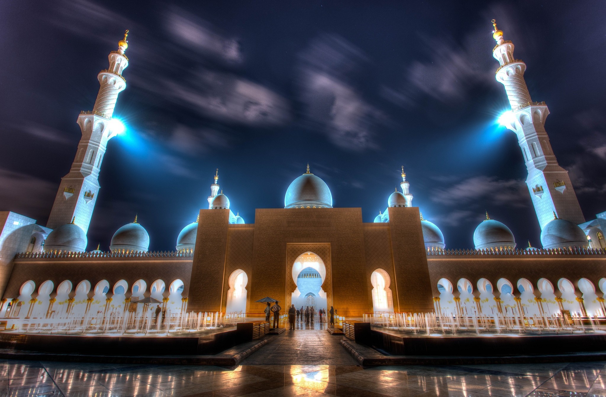 Abu Dhabi Sheikh Zayed Grand Mosque 2048x1340