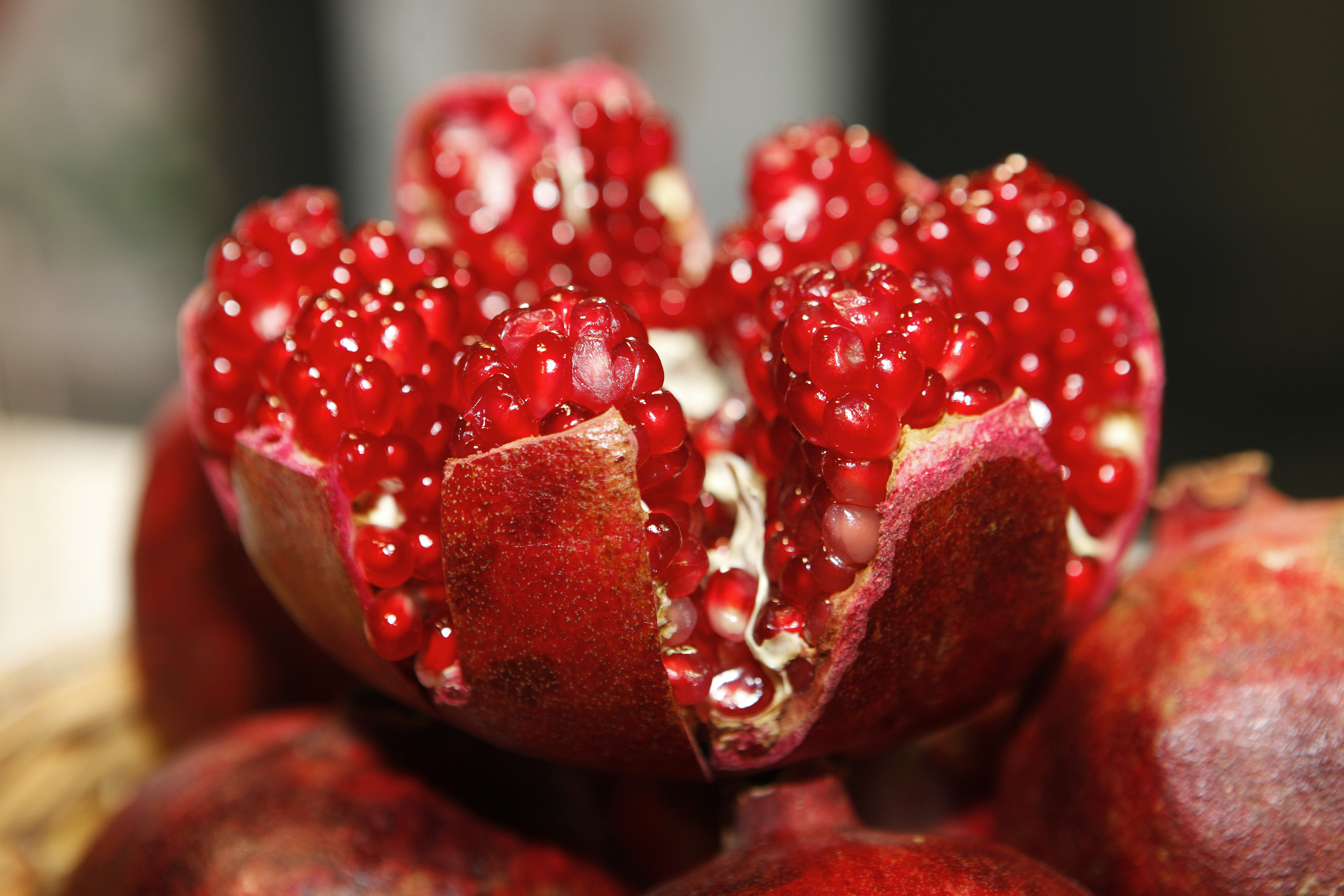 Close Up Fruit Pomegranate 5616x3744