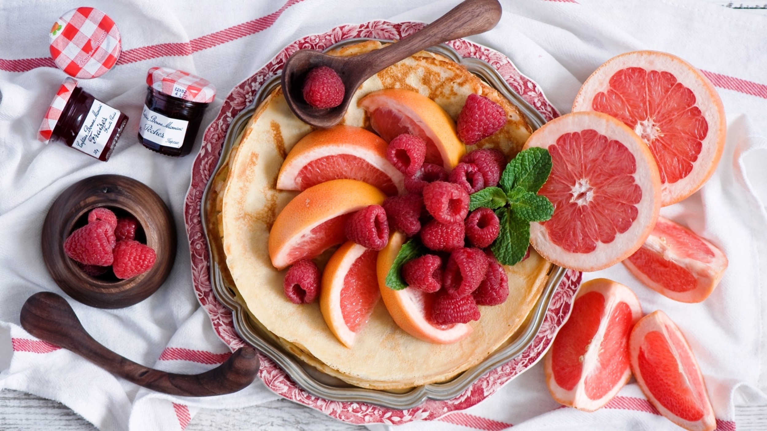 Breakfast Grapefruit Jam Pancake Raspberry 2500x1406