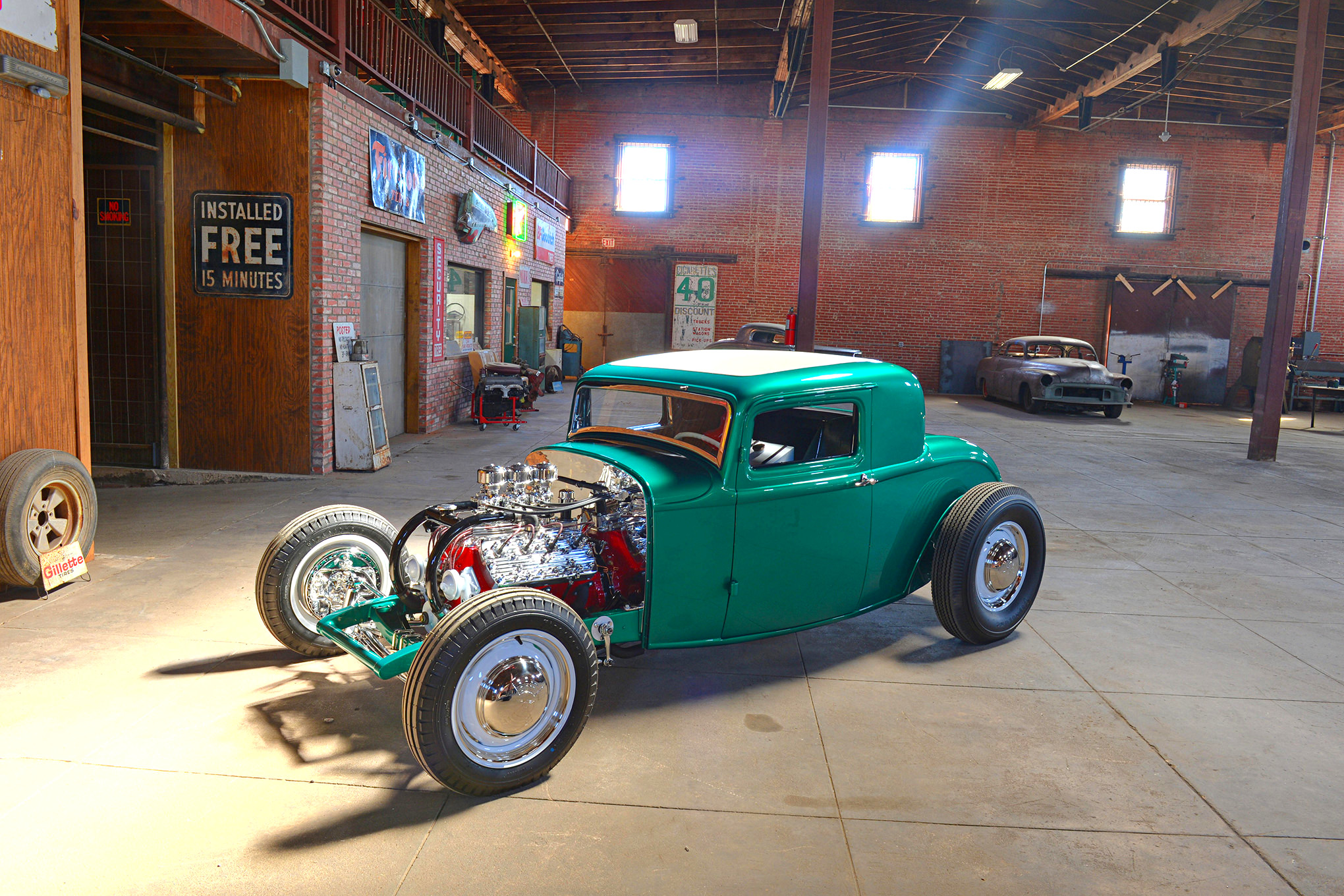 1932 Ford 5 Window Coupe Hot Rod Vintage Car 2040x1360