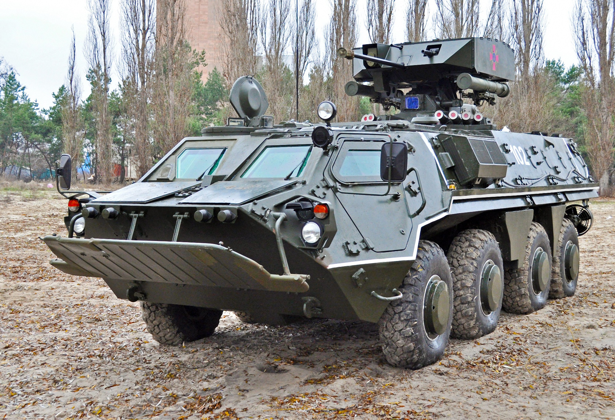 Military Armored Personnel Carrier 2000x1368