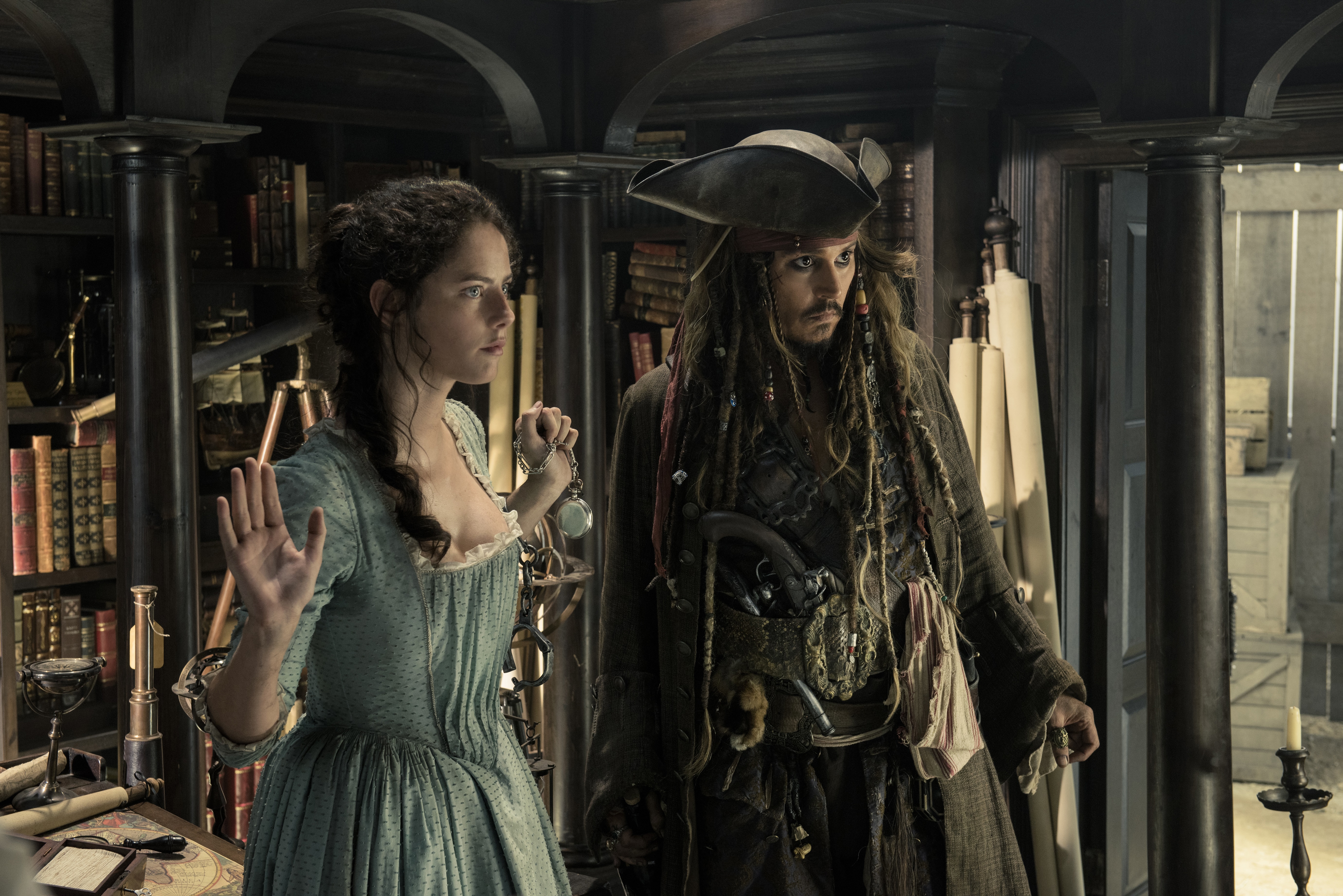 Carina Smyth Jack Sparrow Johnny Depp Kaya Scodelario Pirates Of The Caribbean Dead Men Tell No Tale 5520x3684