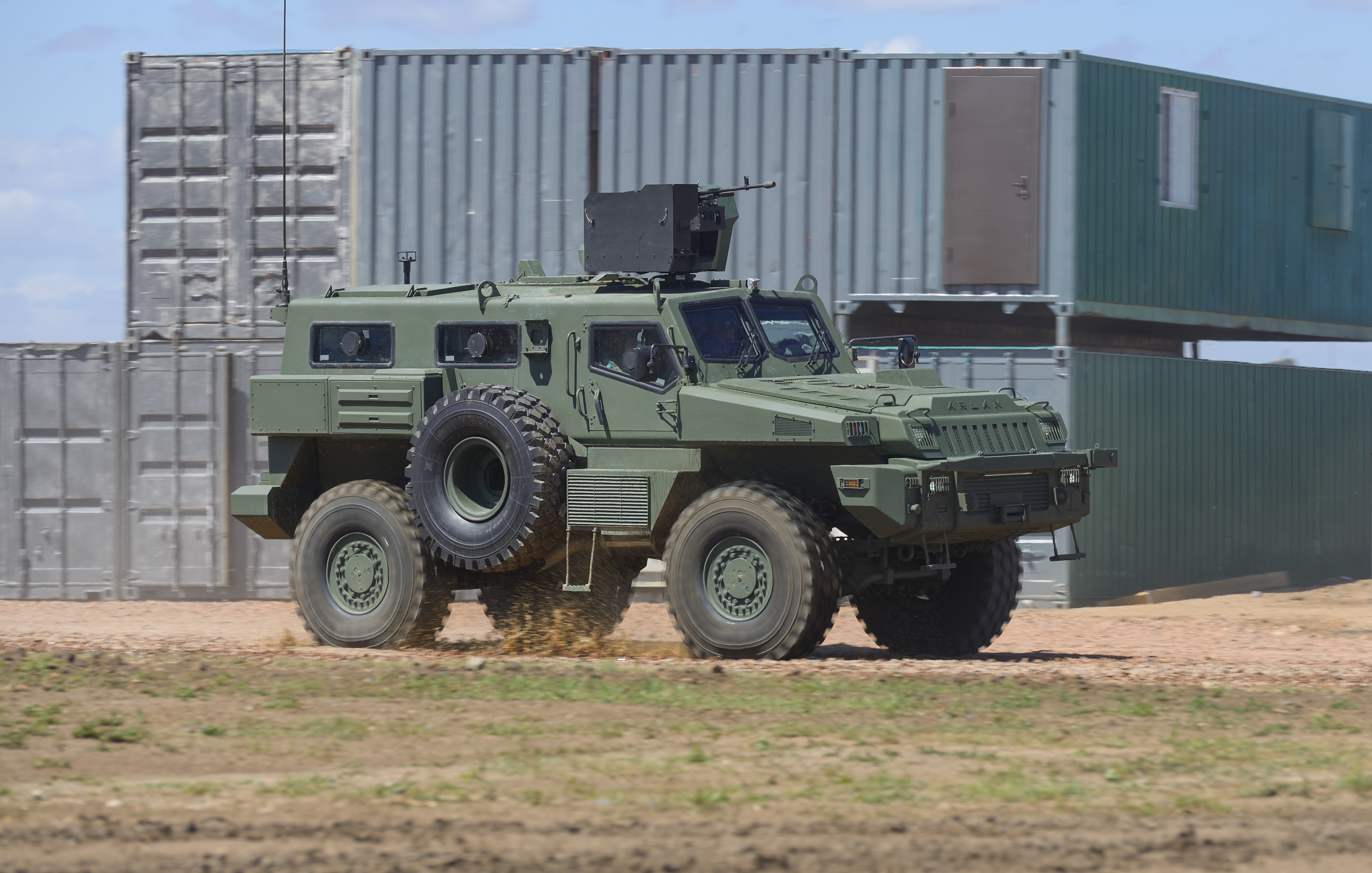 Arlan Marauder Armored Personnel Carrier Vehicle 4786x3046