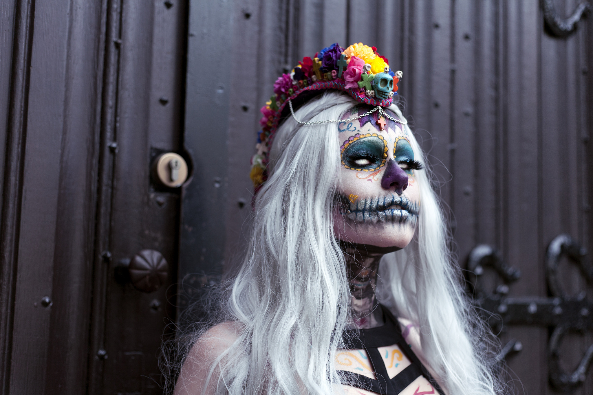 Girl Makeup Sugar Skull White Hair Woman 2048x1365