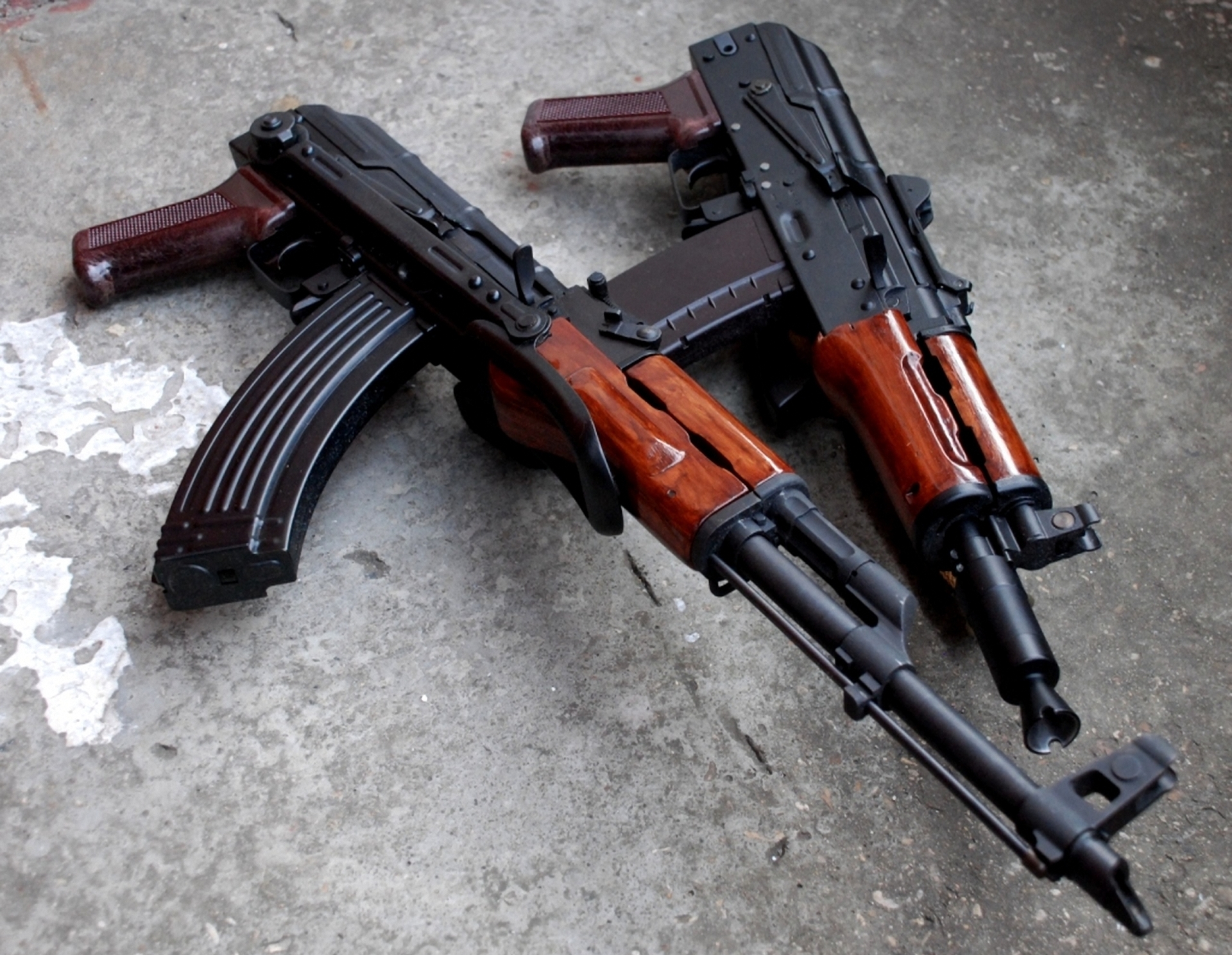 Weapons AK 47 1920x1489