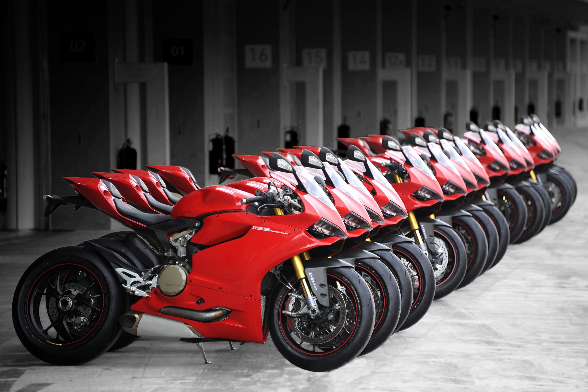 Vehicles Ducati 1199 1920x1280