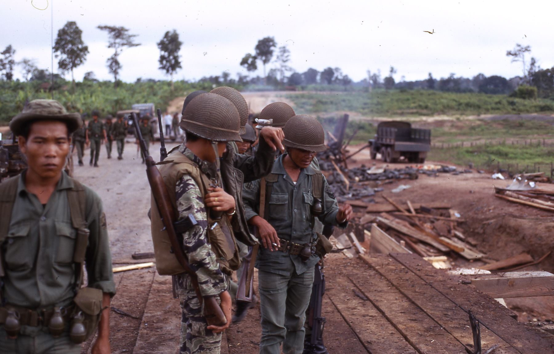 Military Vietnam War 1799x1149