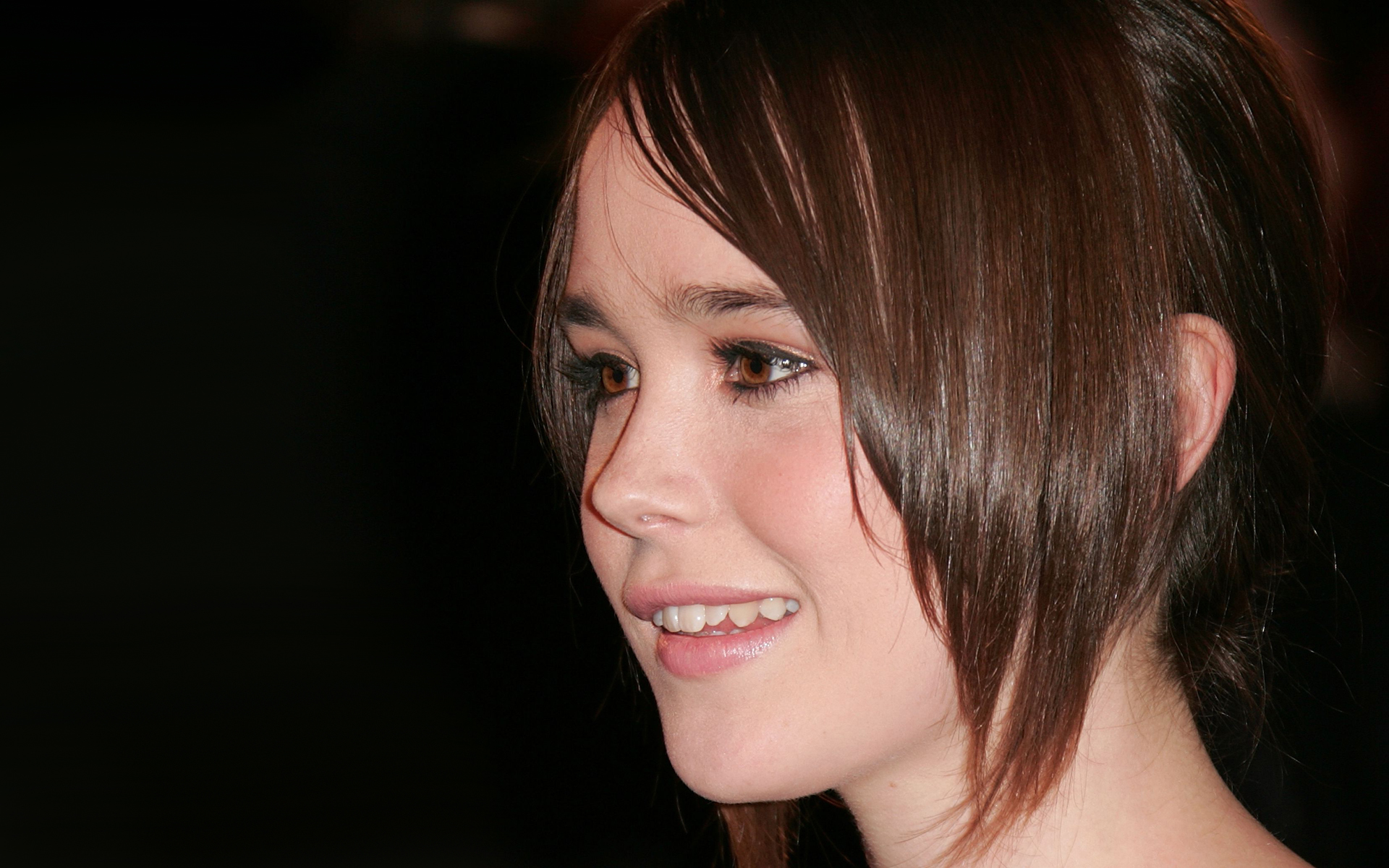 Ellen Page 1920x1200
