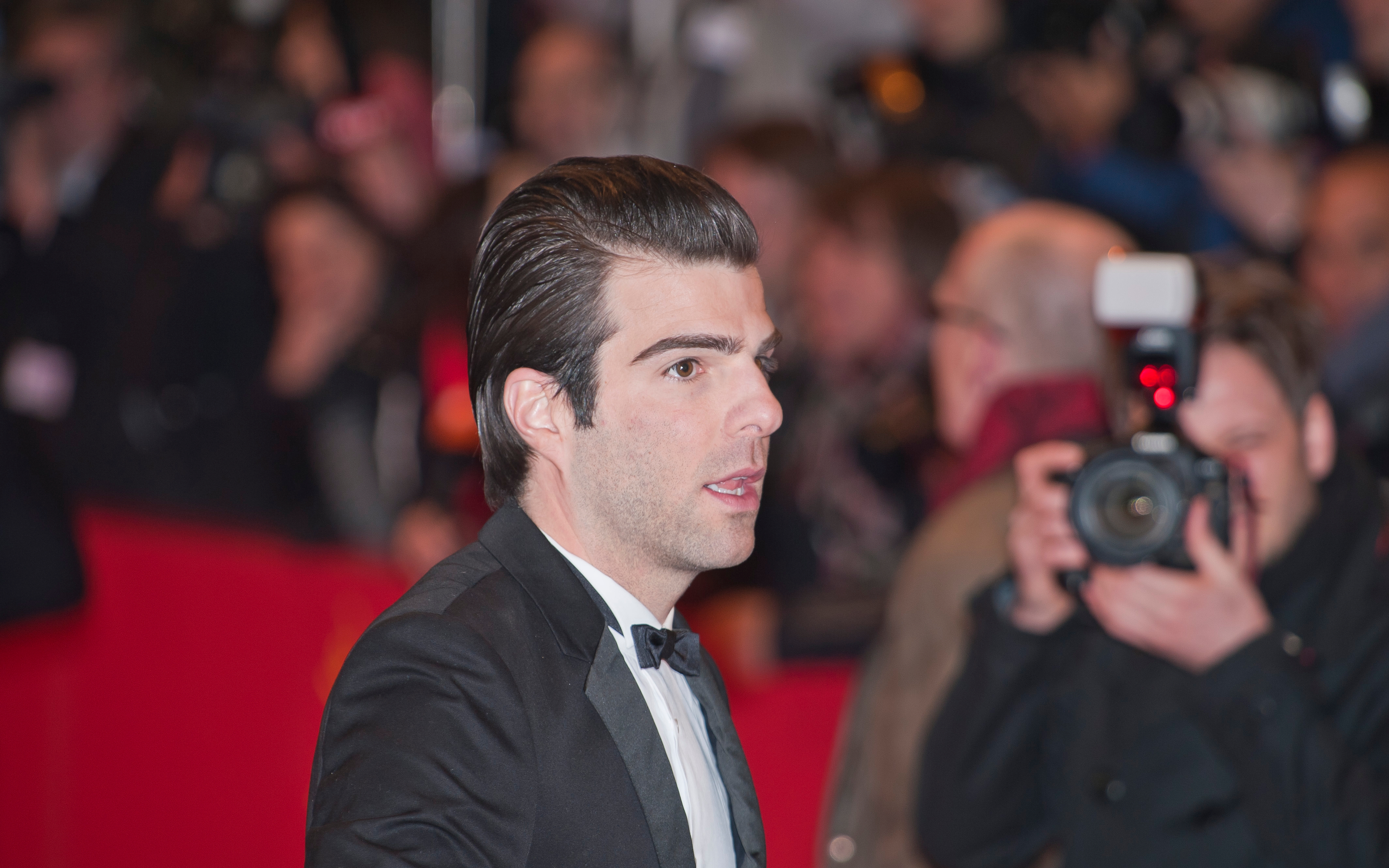 Actor American Zachary Quinto 3200x2000