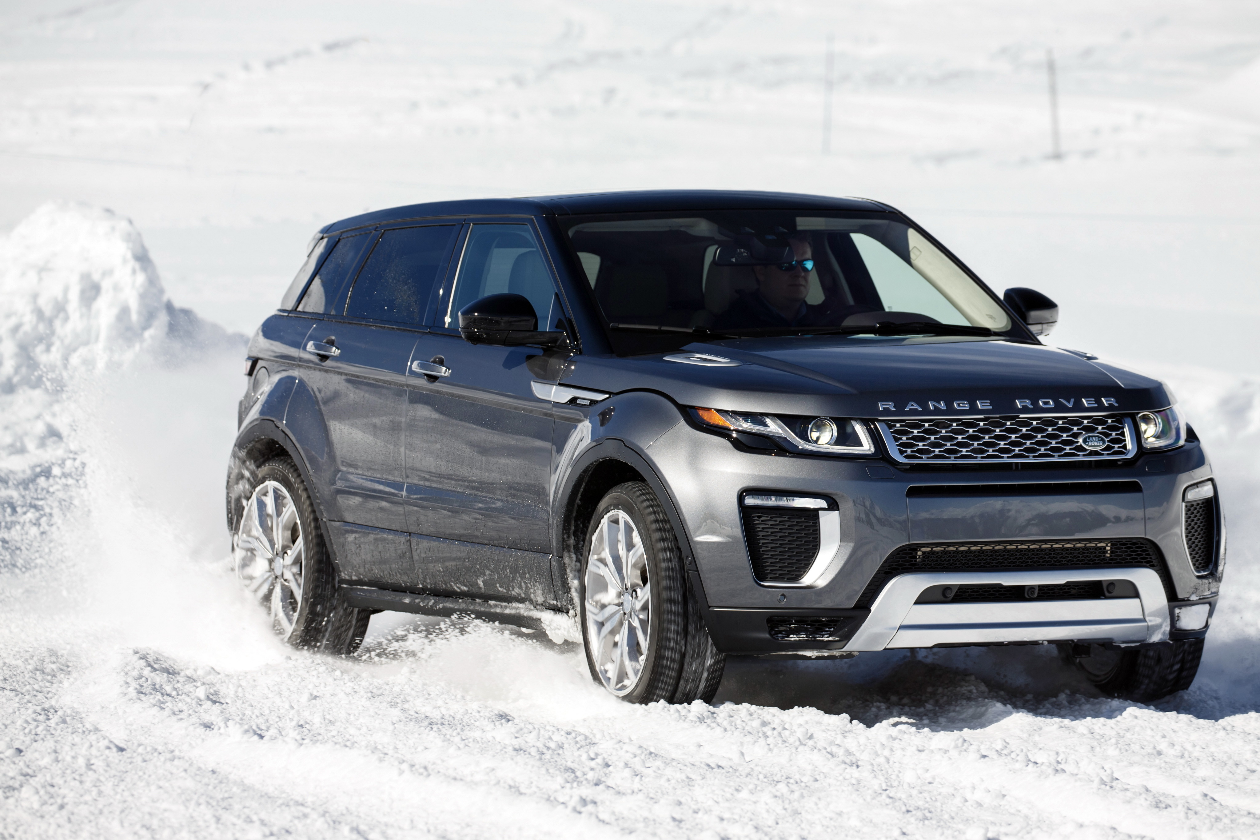 Car Land Rover Luxury Car Range Rover Evoque Suv Silver Car Vehicle 4096x2731