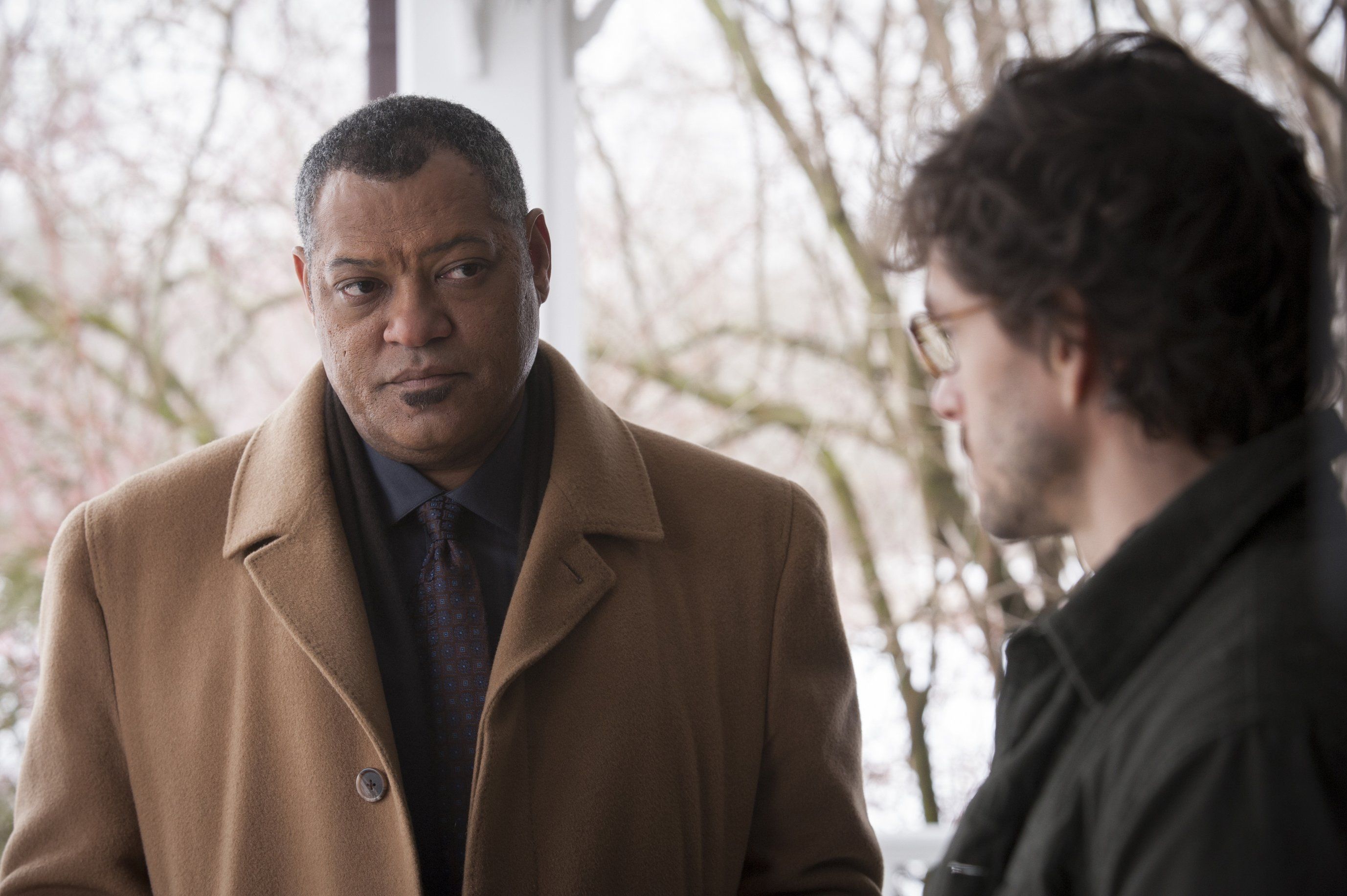 Hugh Dancy Laurence Fishburne 2754x1832