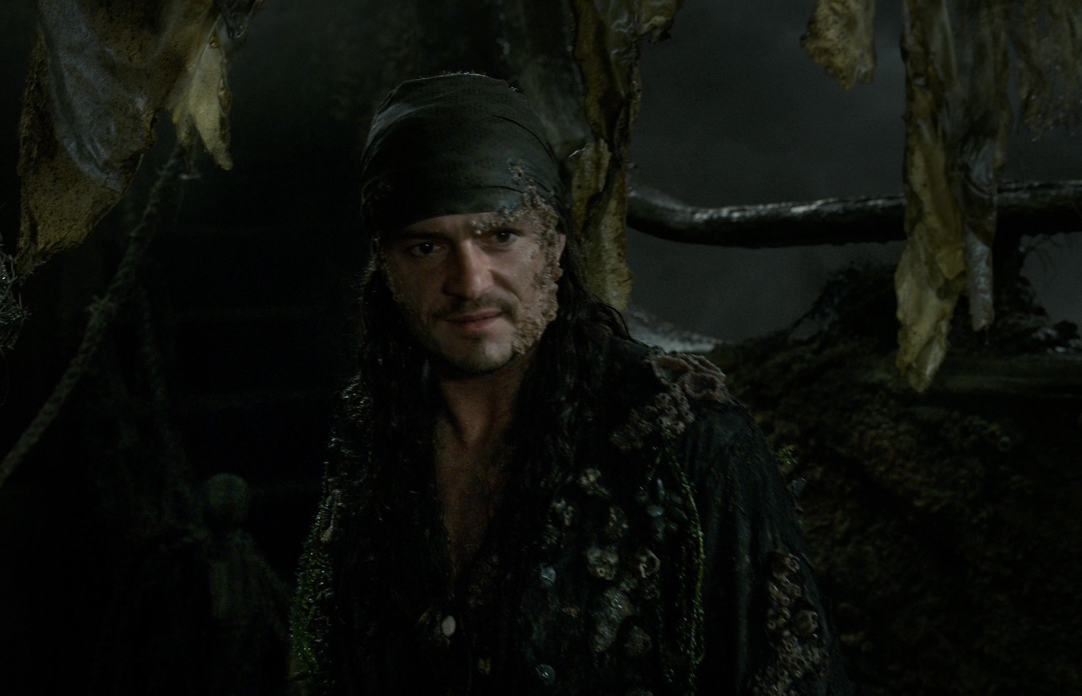Orlando Bloom Pirates Of The Caribbean Dead Men Tell No Tales Will Turner 2130x1371