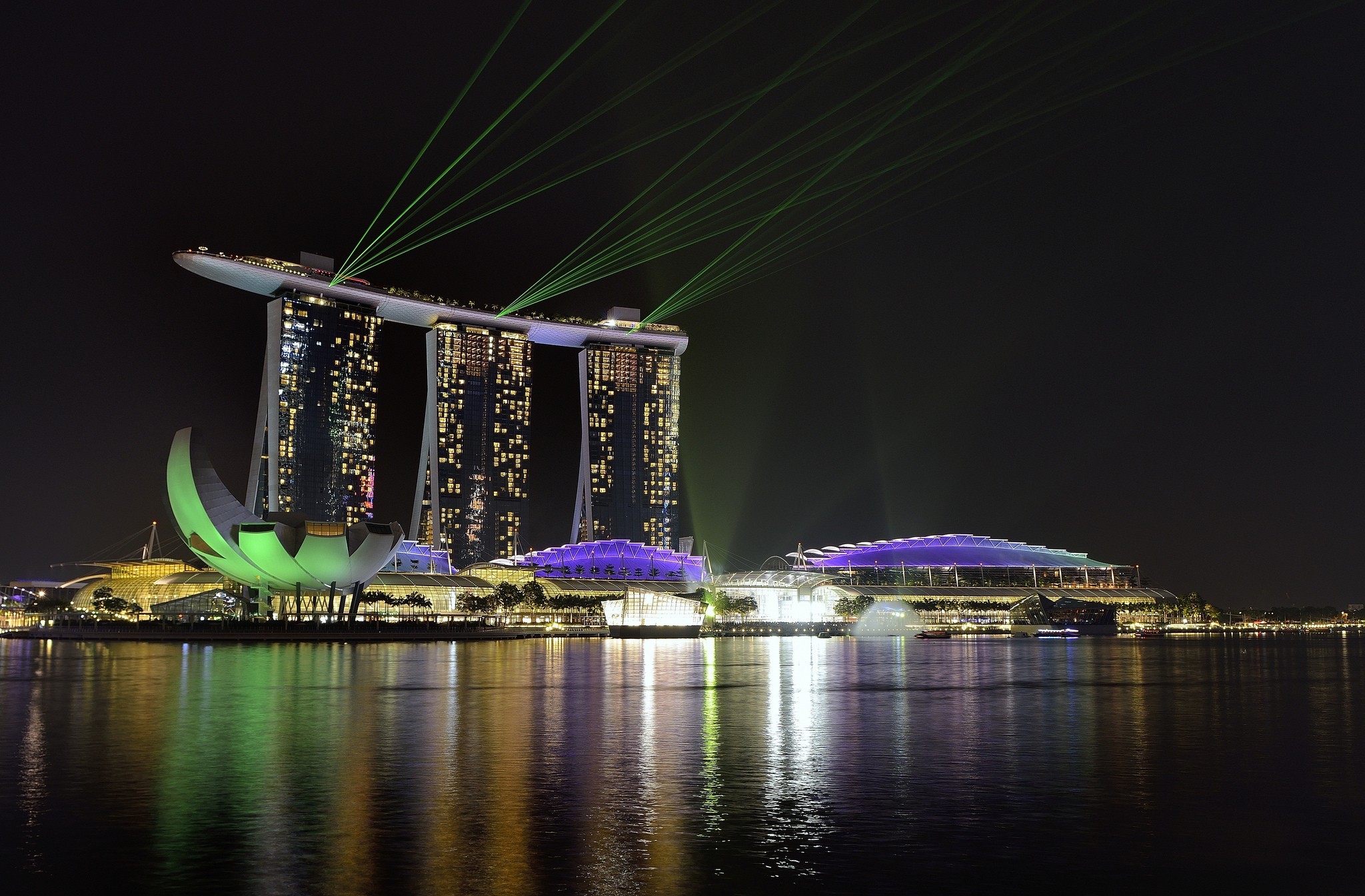 Marina Bay Night Singapore 2048x1345