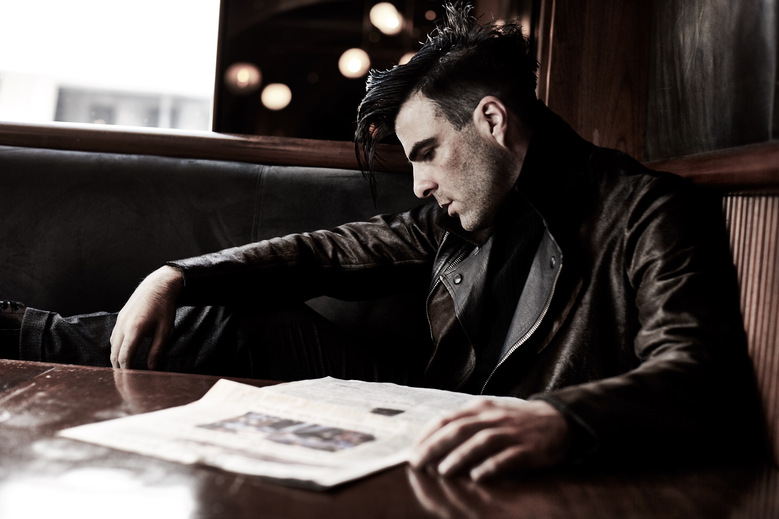 Actor American Zachary Quinto 2560x1707