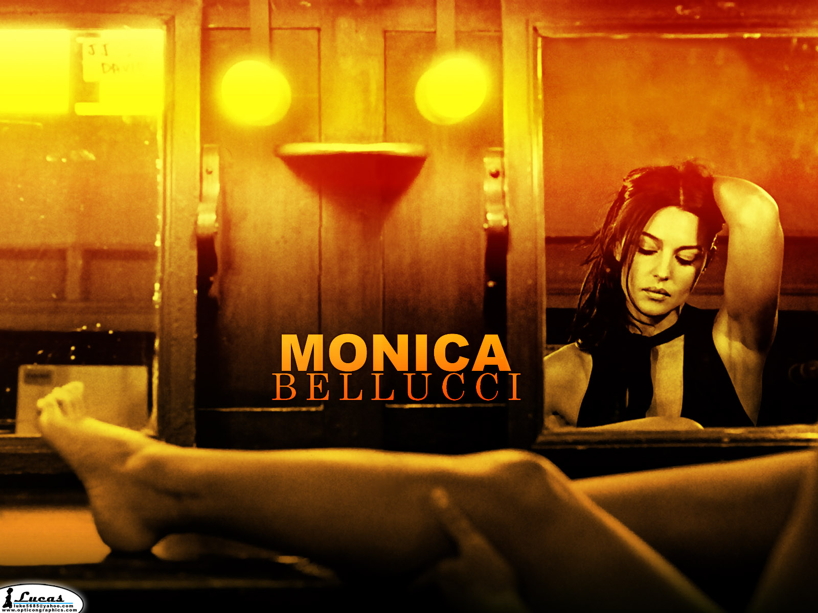 Monica Bellucci 1600x1200