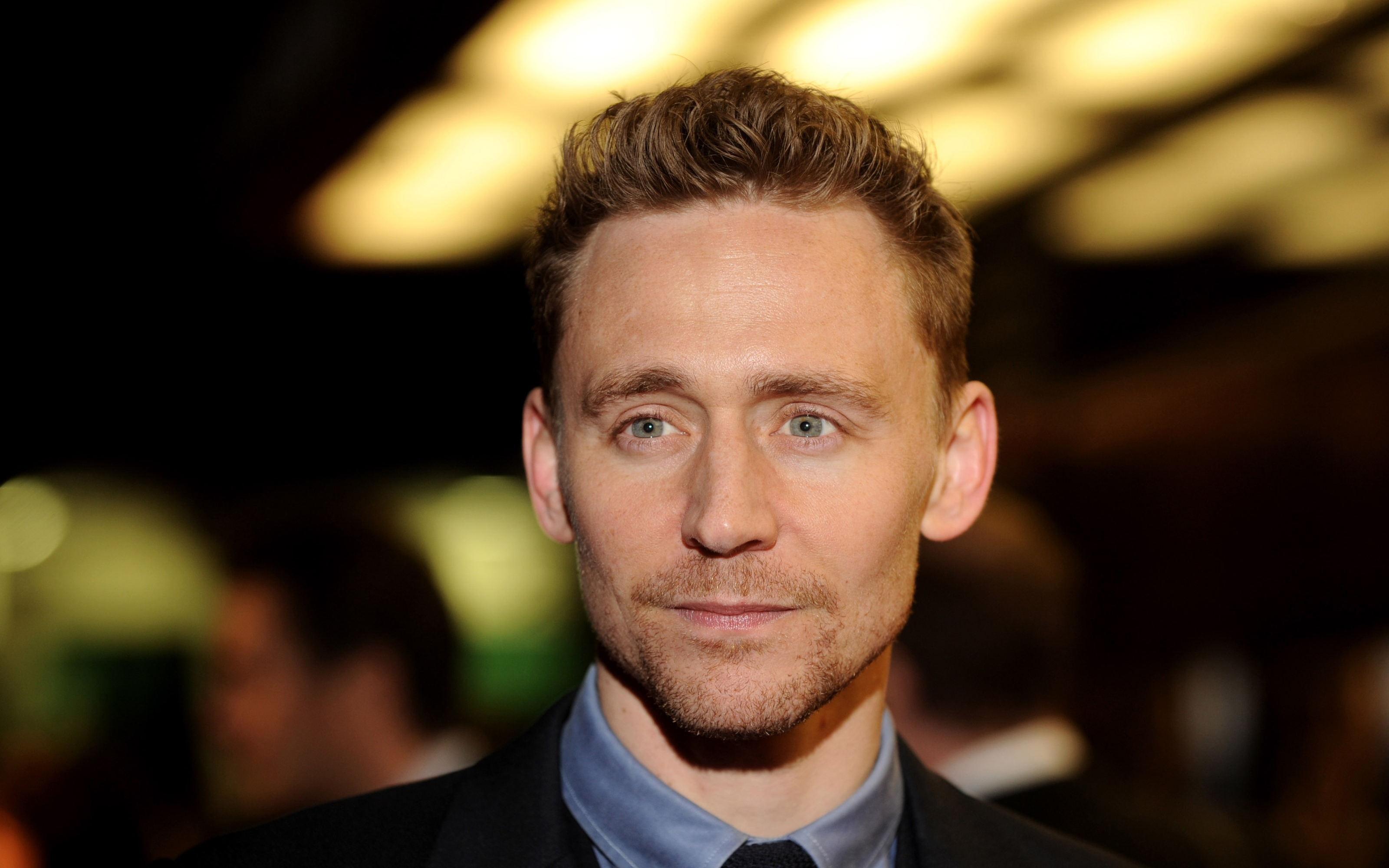 Actor English Tom Hiddleston 3200x2000