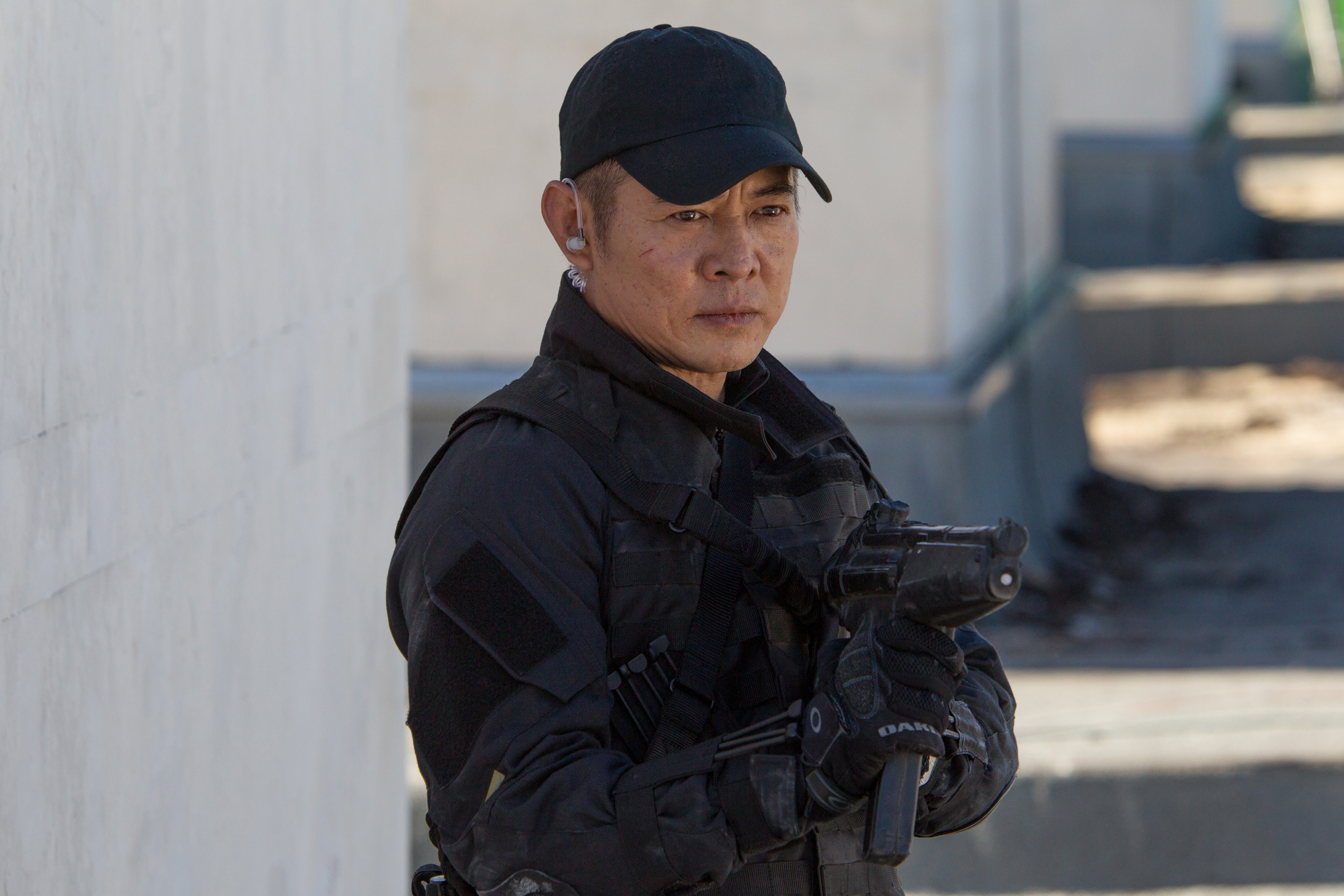 Jet Li The Expendables 3 Yin Yang The Expendables 2400x1600