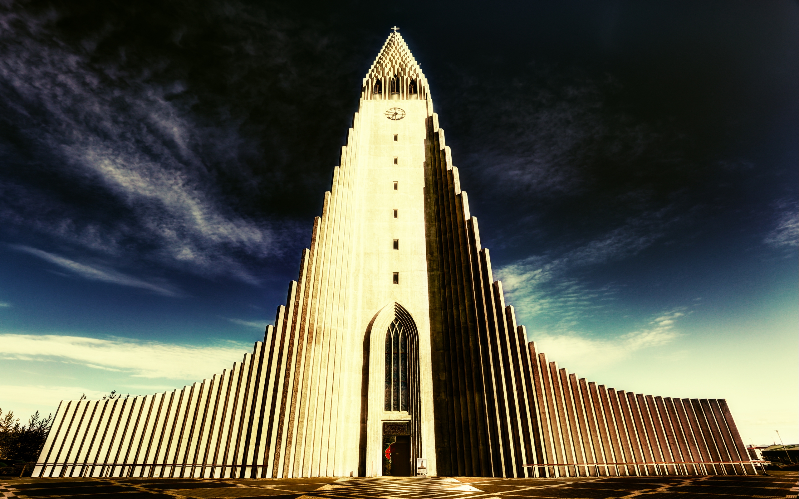 Church Of Hallgrim Hallgrimskirkja Rejkjavik 2560x1600